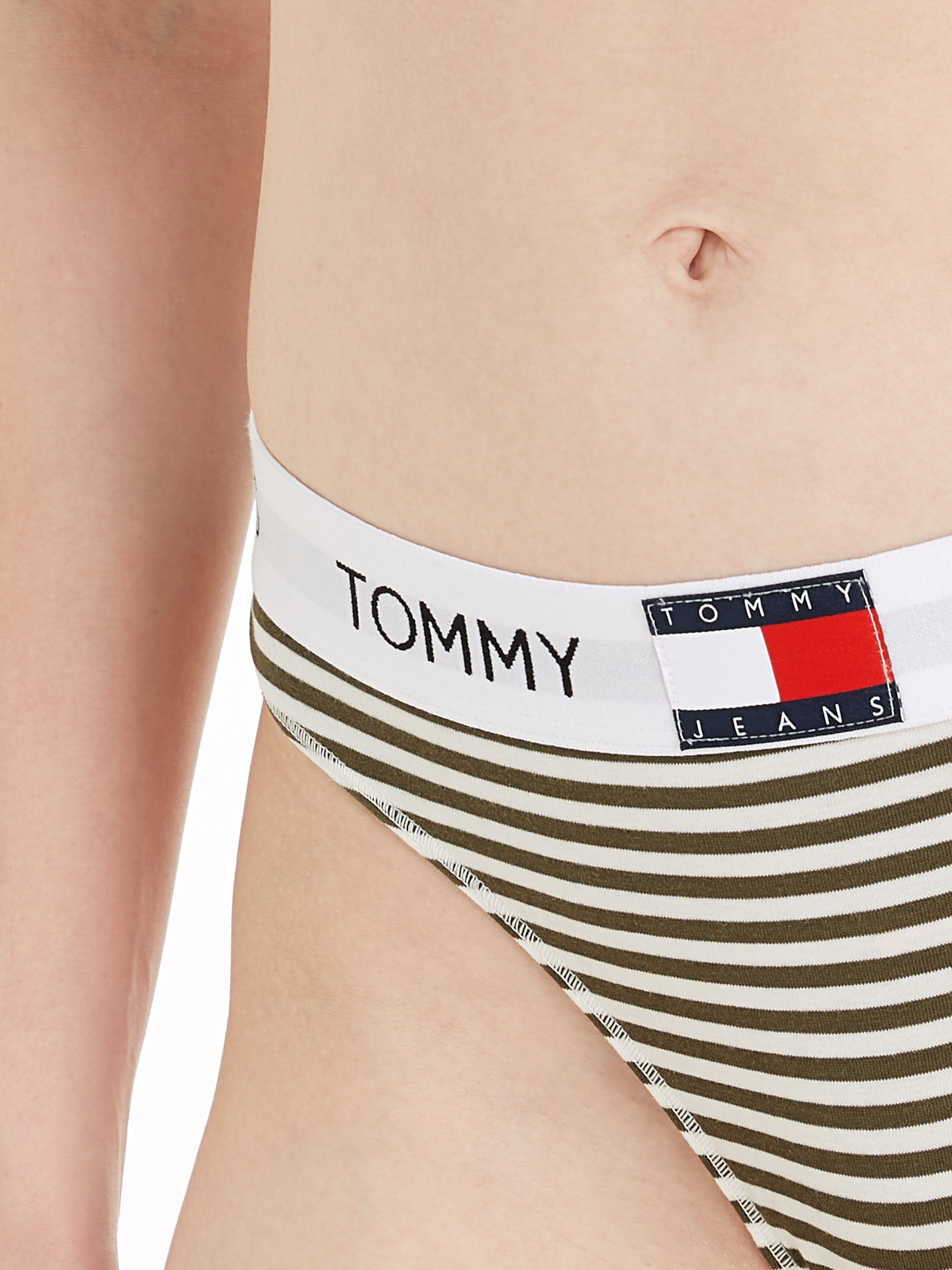 Tommy Hilfiger Underwear String »THONG PRINT (EXT SIZES)«, im Streifendessin, Logoschriftzug