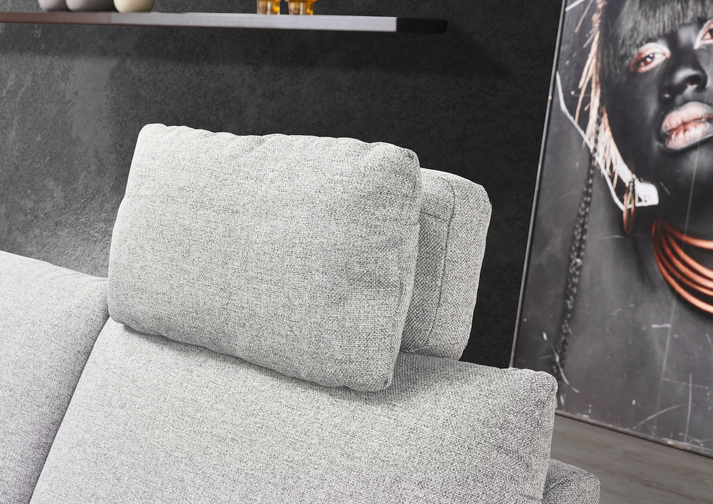 Places of Style Ecksofa »Sarsina: mit Tonnentaschen-Federkern, perfekt zum Entspannen L-Form«, inklusive 2 motorischen Relaxfunktionen mit Herz-Waage-Beschlag