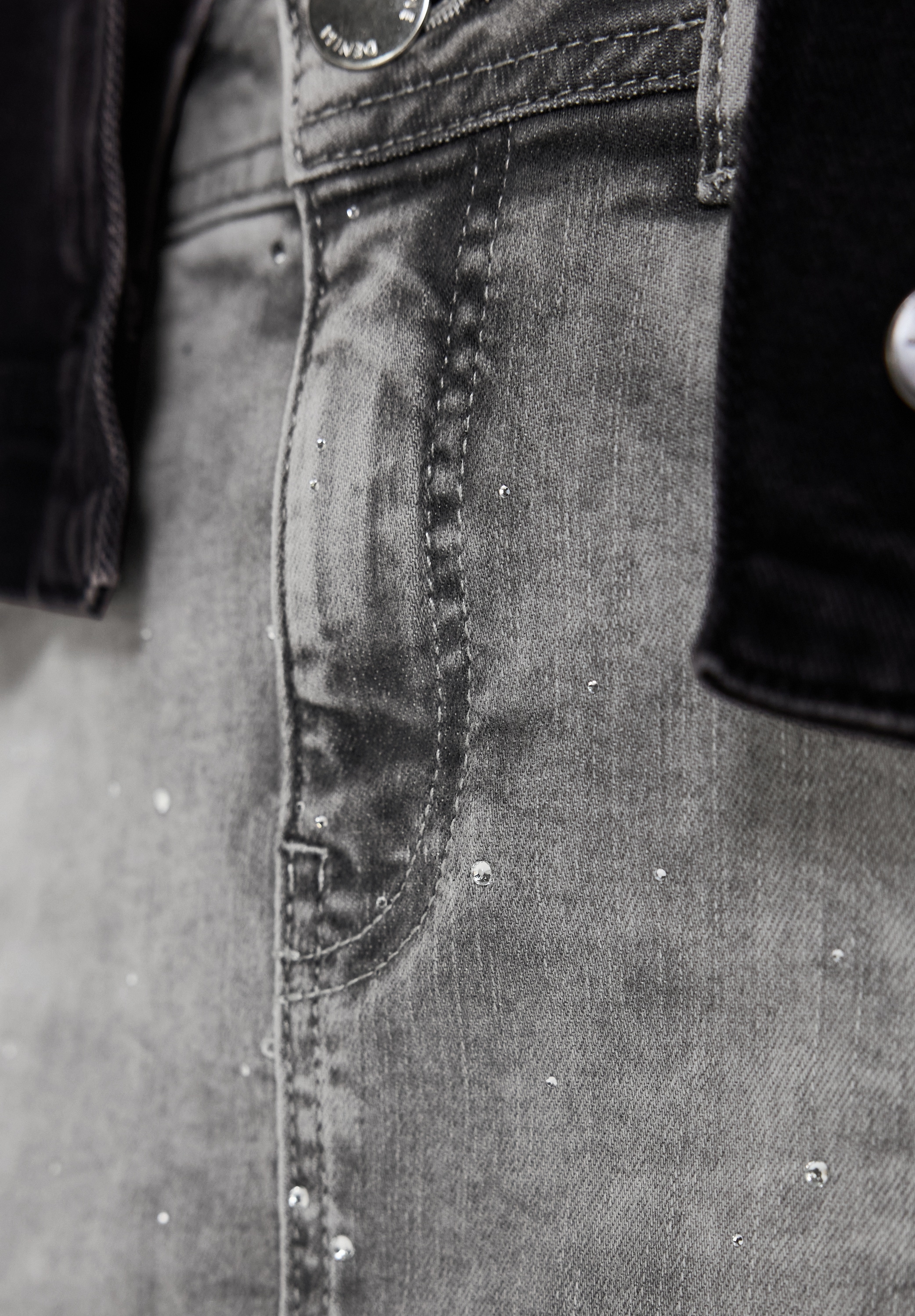 STREET ONE Jeansrock, mit Schmucksteinen