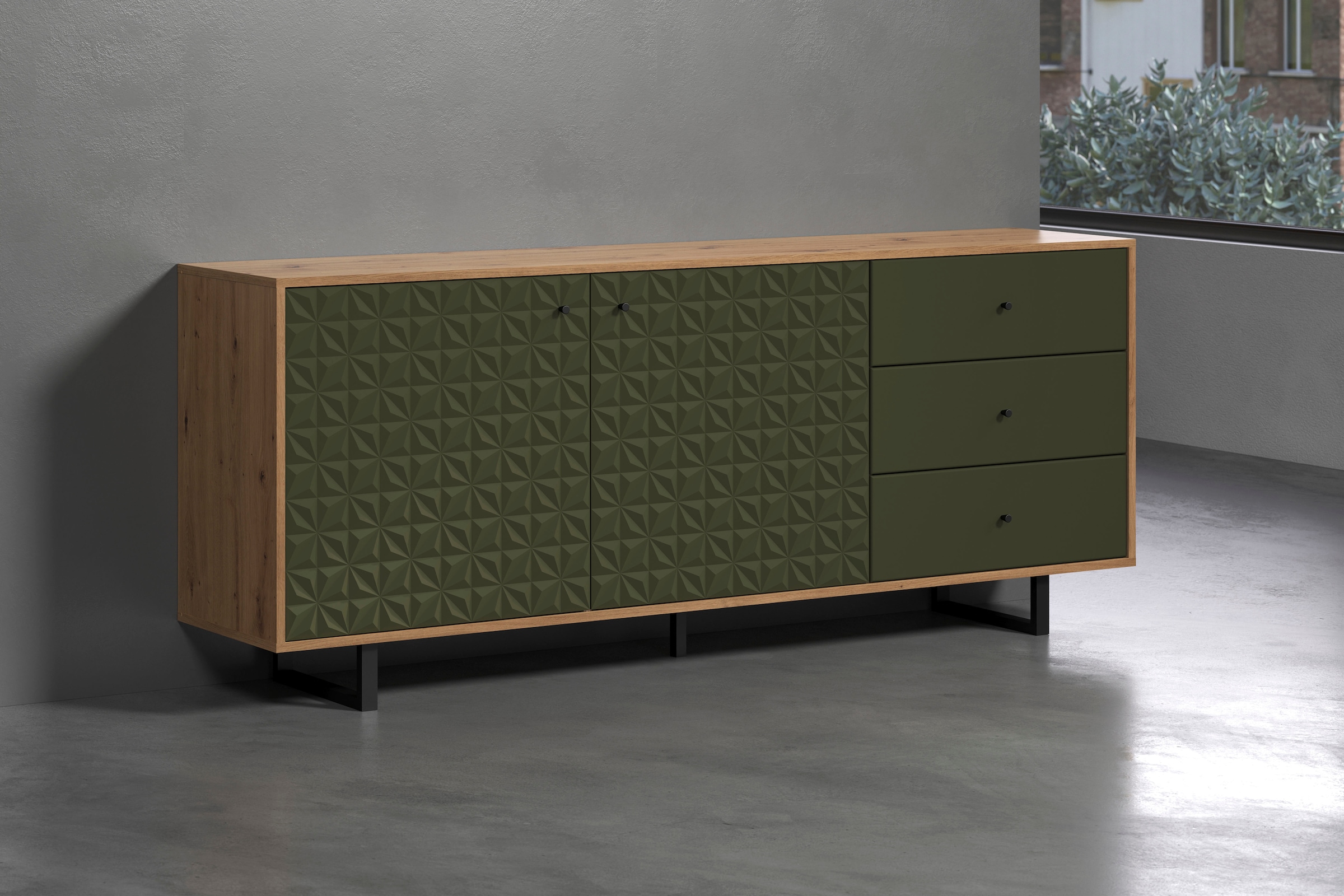 Places of Style Sideboard »Ferretti«, Wohnzimmerkommode mit besonderer Fräsung und Füße/Griffe aus Metall
