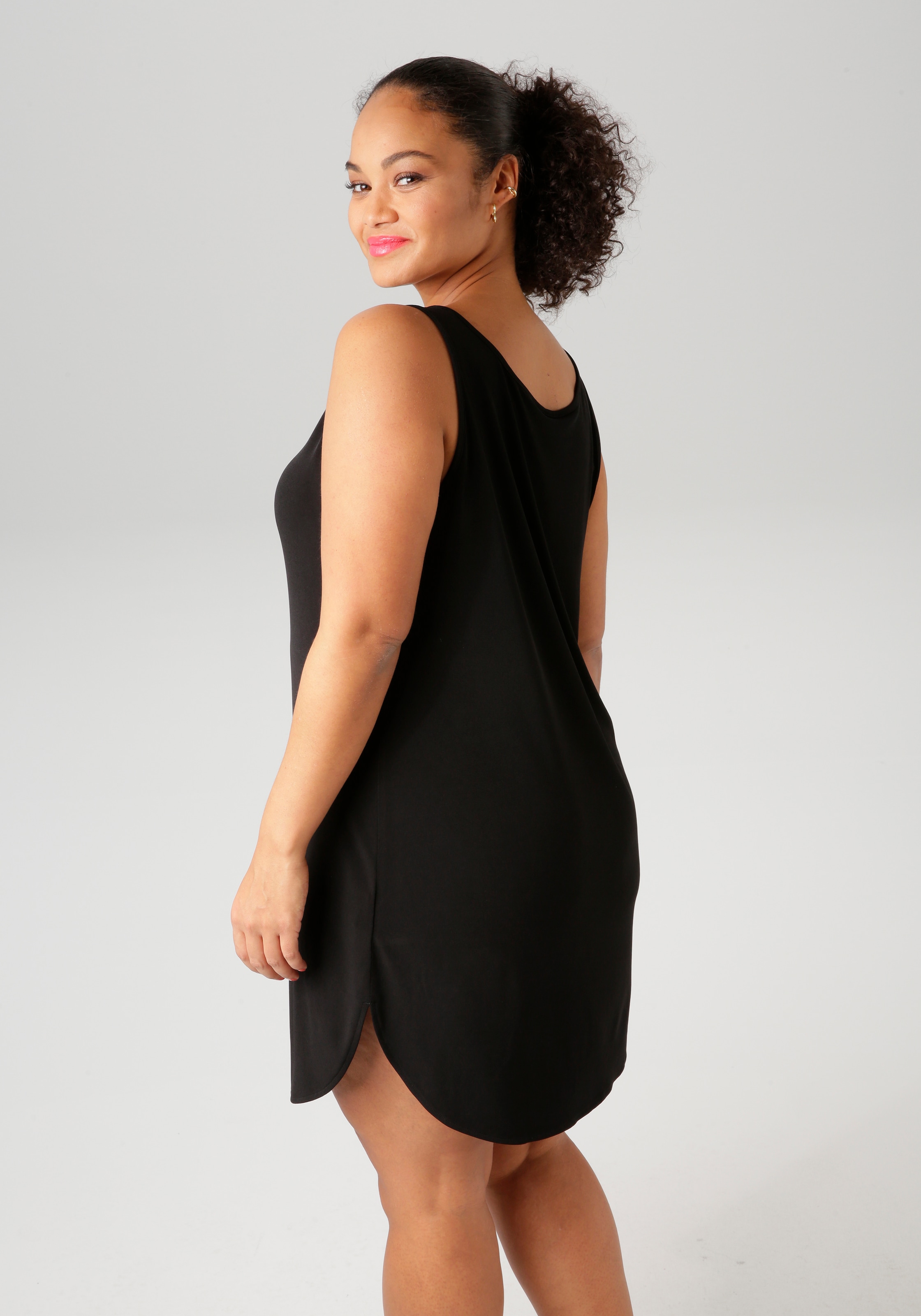 Aniston PLUS Unterkleid, ideal unter transparenten Kleidern zu tragen