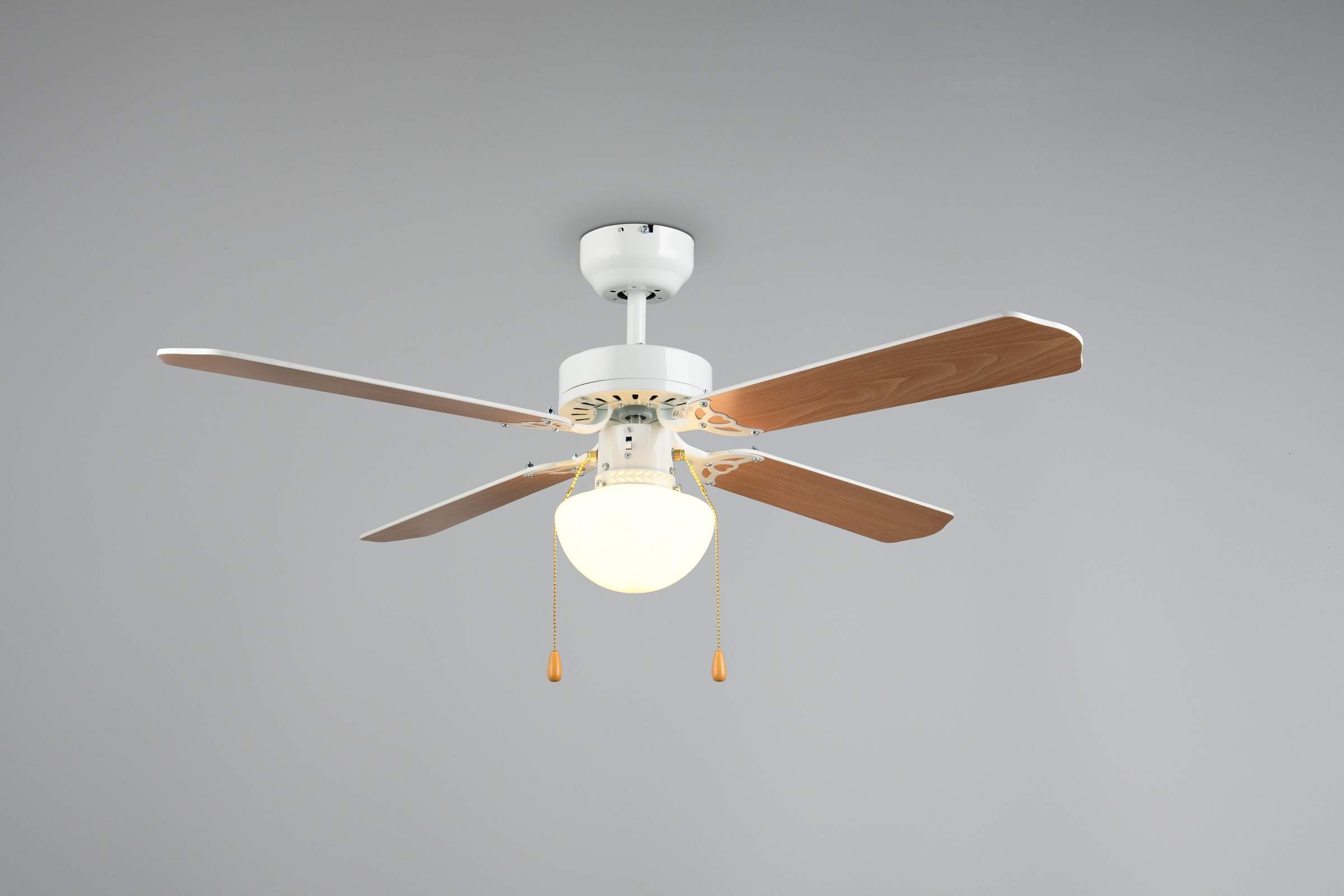 REALITY Leuchten Deckenleuchte »HAMMERFEST mit Ventilator, Deckenventilator mit Zugschalter, 3 Stufen« E27 1 Stk. warmweiß - kaltweiß exkl 1x E27 Leuchtmittel, Ø 106cm Höhe 40cm, Vor- & Rücklauf Funktion
