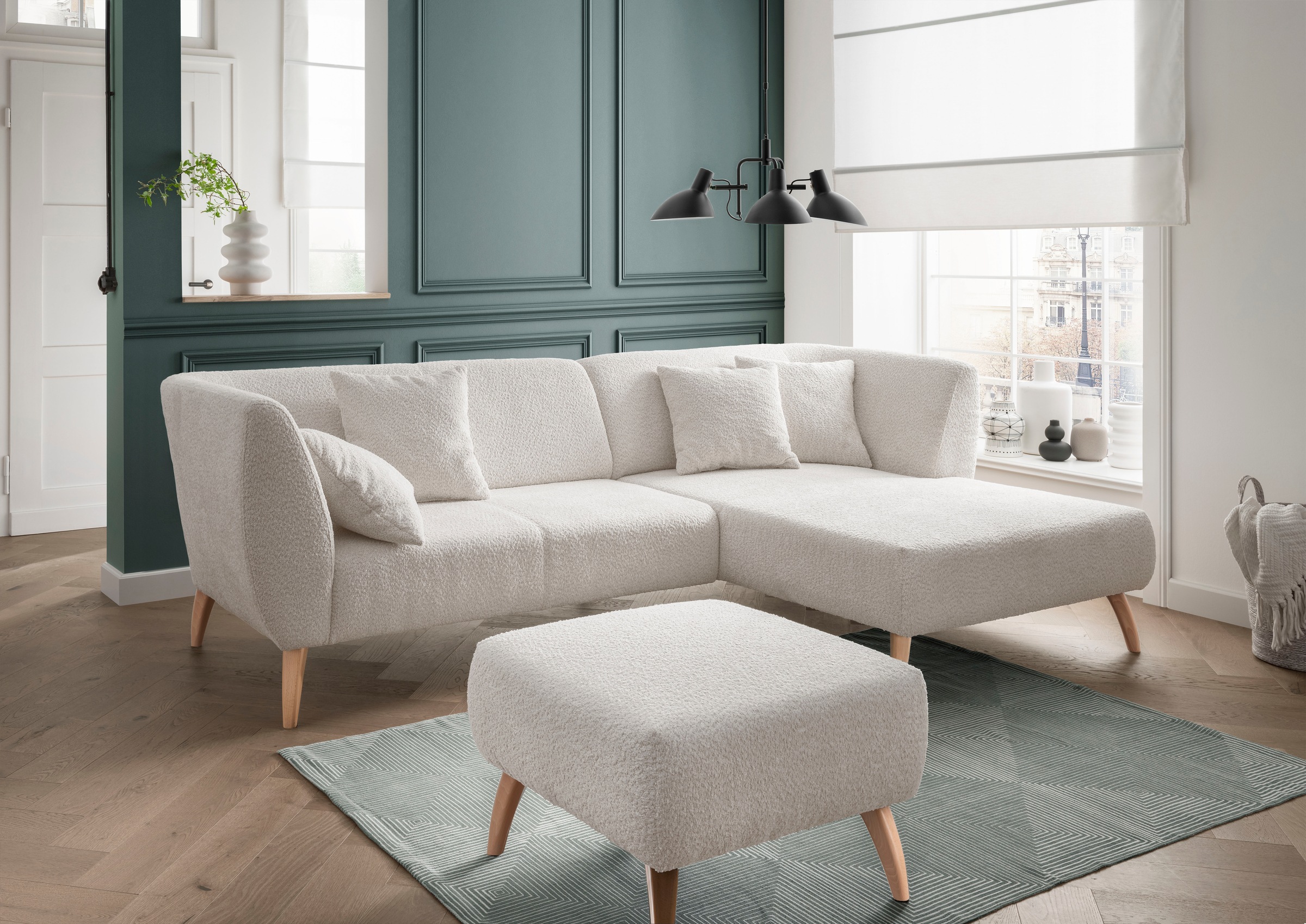 INOSIGN Ecksofa »Colori L-Form«, Holzfußfarbe wählbar, inkl. 4x Zierkissen günstig online kaufen