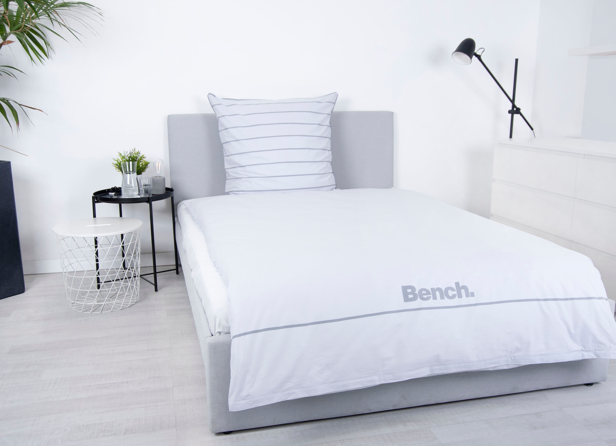 Bench. Wendebettwäsche »Bench«, Kissenbezug mit dekorativer Paspel