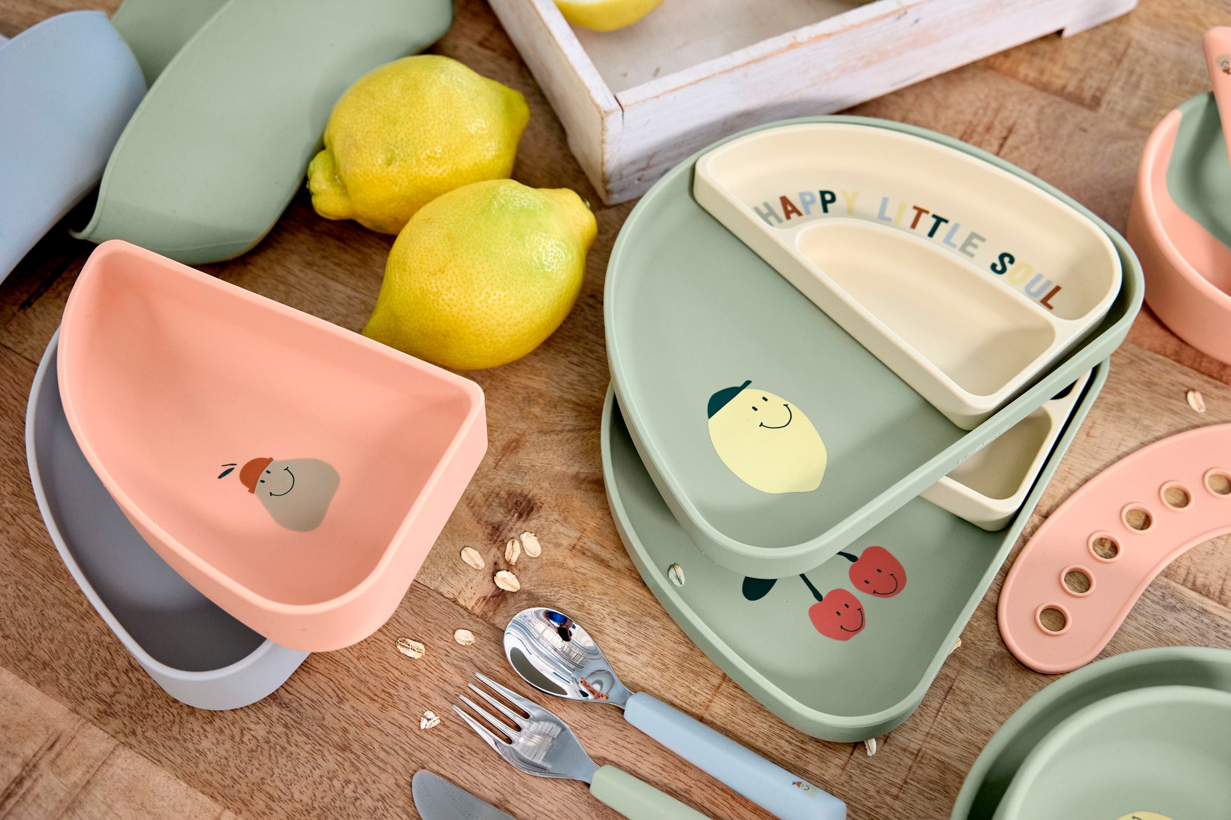 LÄSSIG Kindergeschirr-Set »Happy Fruits Kirsche, Silikon«