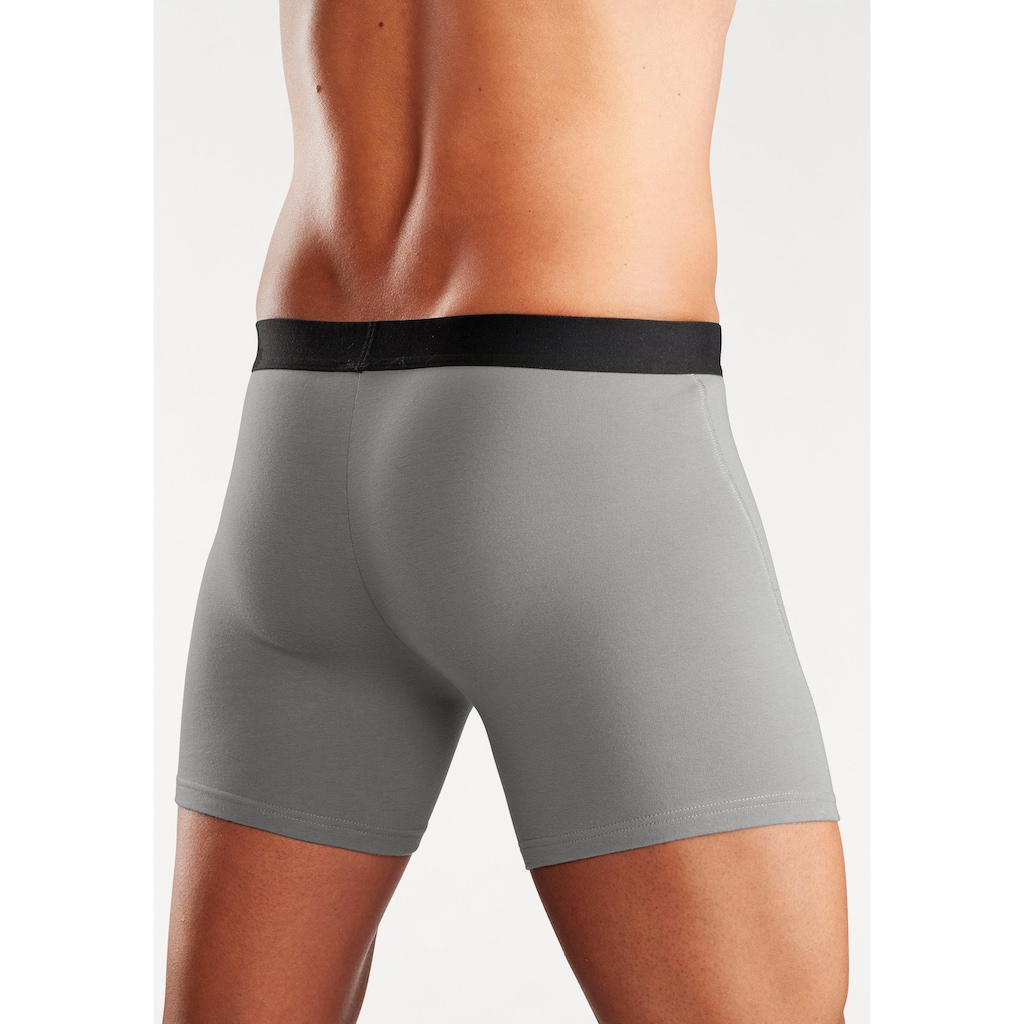 Bruno Banani Langer Boxer »Unterhose für Herren«, (Packung, 4 St.), mit auffälligem Logobund