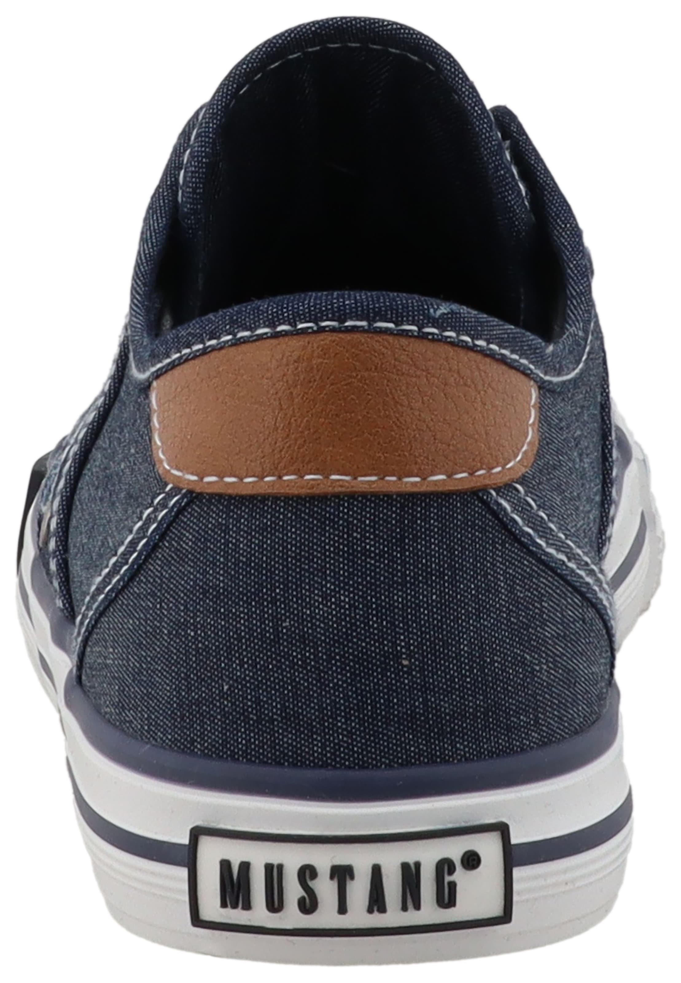Mustang Shoes Slip-On Sneaker »Gaspare«  Freizeitschuh, Slipper, Halbschuh mit Kontrastnähten