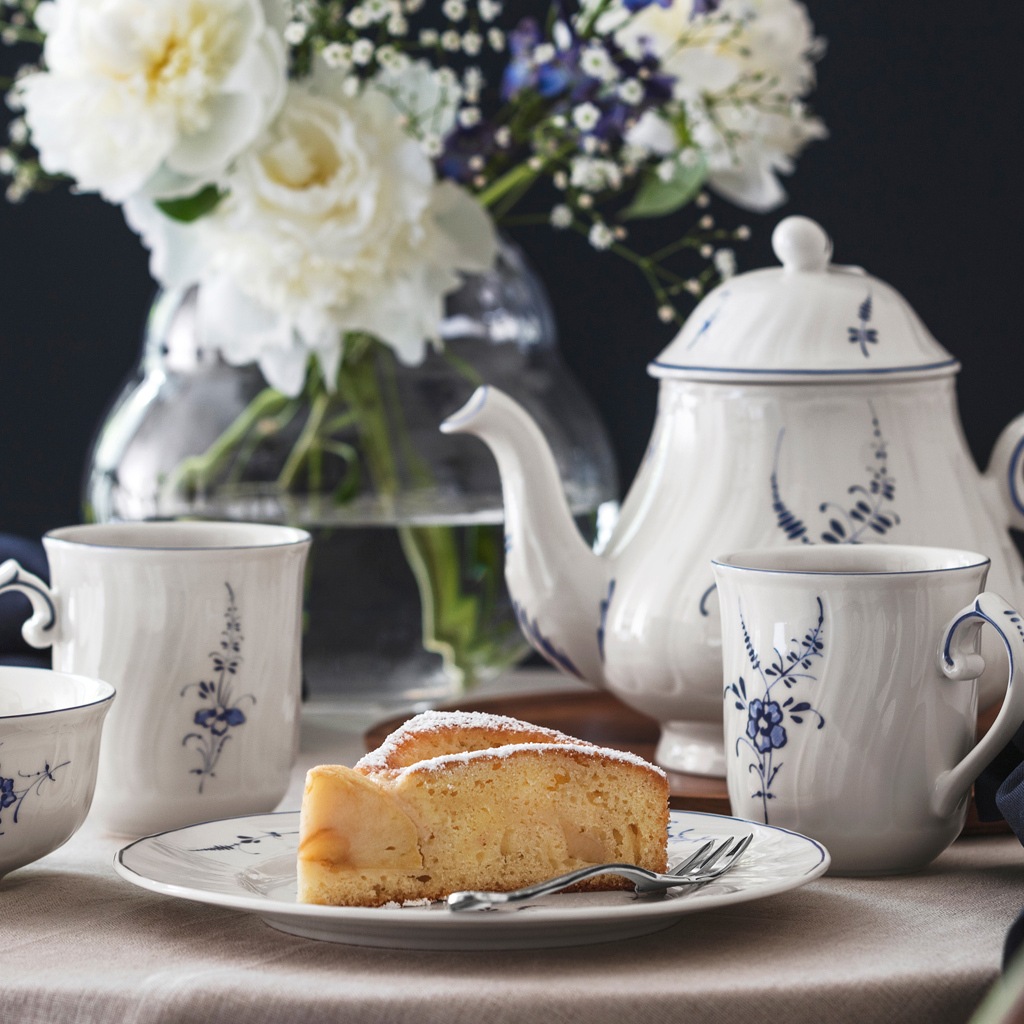 Villeroy & Boch Teekanne »Teekanne Vieux Luxembourg 1,1 Liter weiß-blau« günstig online kaufen