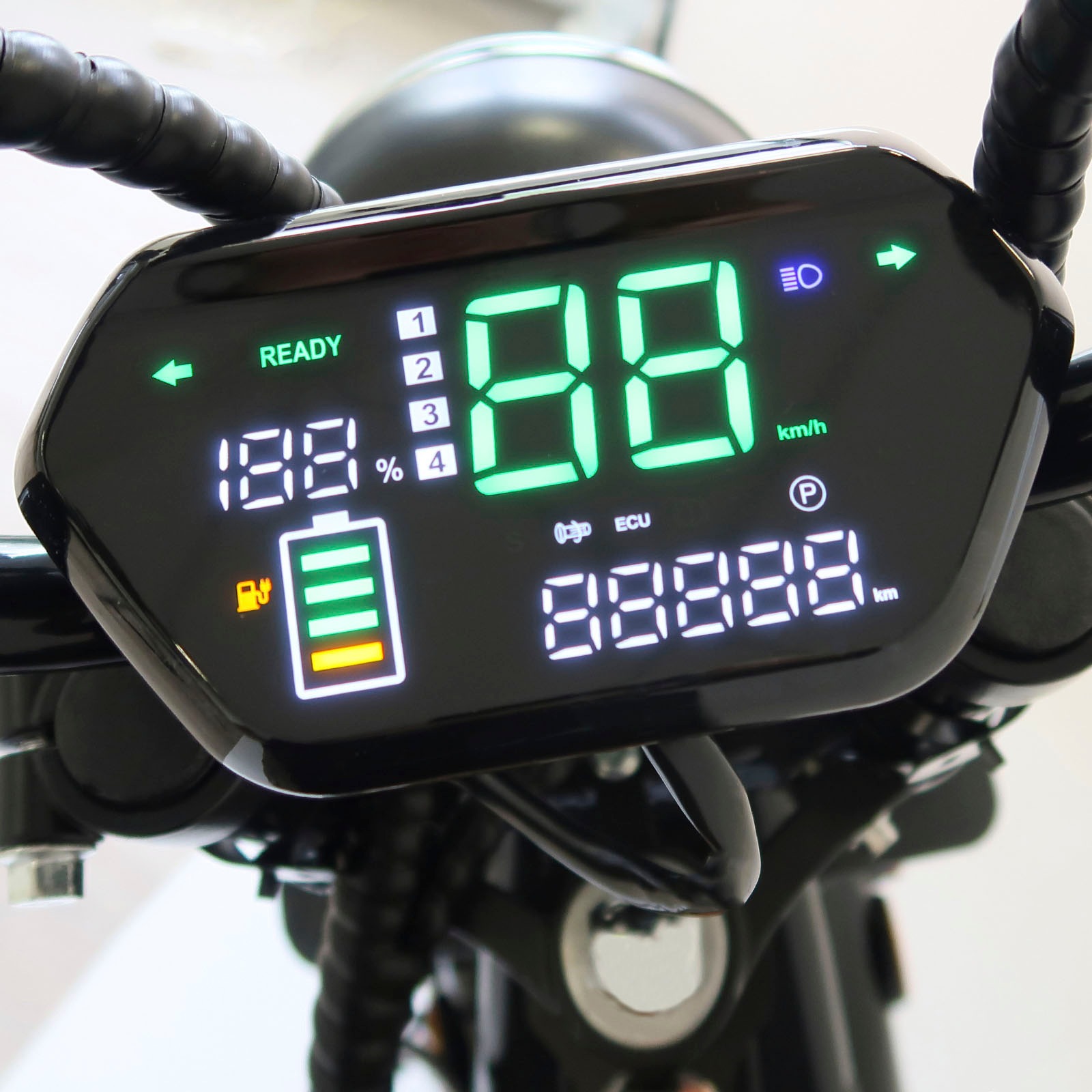 Rolektro E-Motorroller »E-Chopper 45, 60V-25,6Ah Lithium-Akku, 3000 Watt«, bis zu 54 km Reichweite, mit USB-Anschluss und integr. Alarmanlage