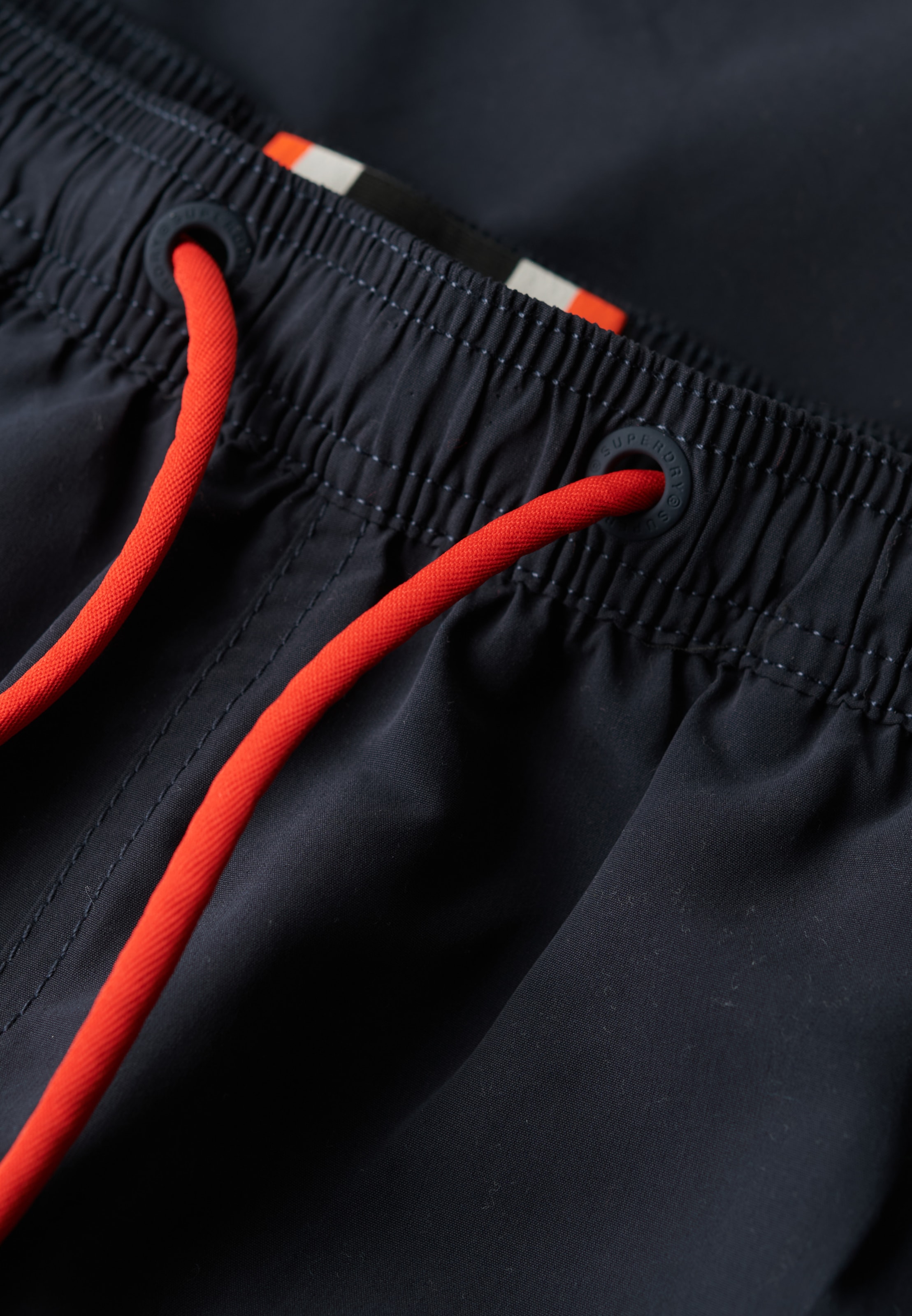 Superdry Badeshorts »GRAPHIC 17 SWIM SHORT«