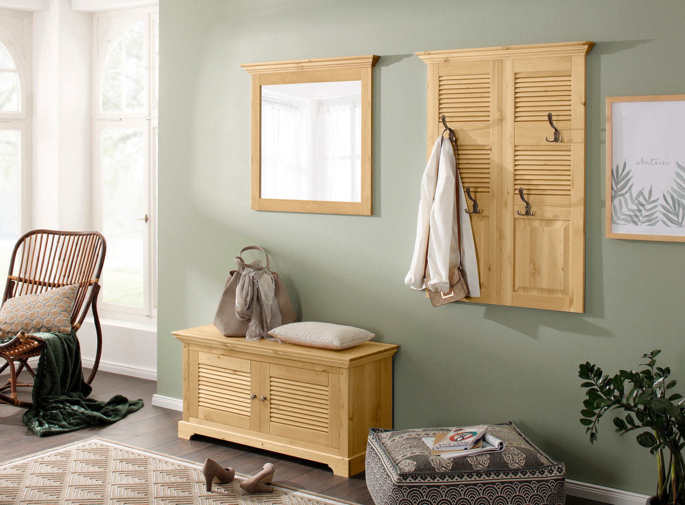 Home affaire Spiegel »Ayanna«, Rahmen aus Massivholz, FSC®, Breite 94 cm