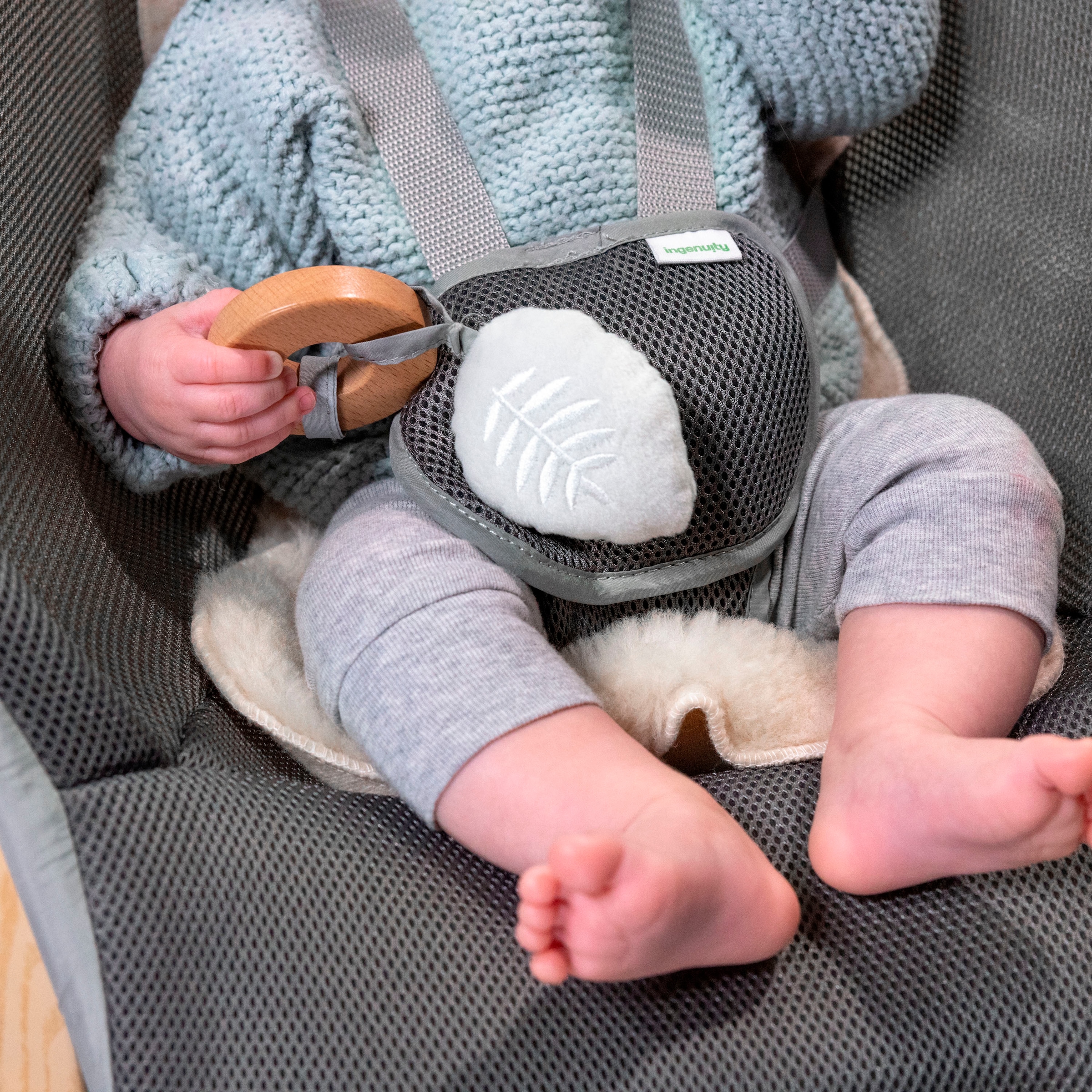 ingenuity Babywippe »Every Season™ Rocking Seat - Wesley™«, bis 18,14 kg, mit Melodien und Geräuschen