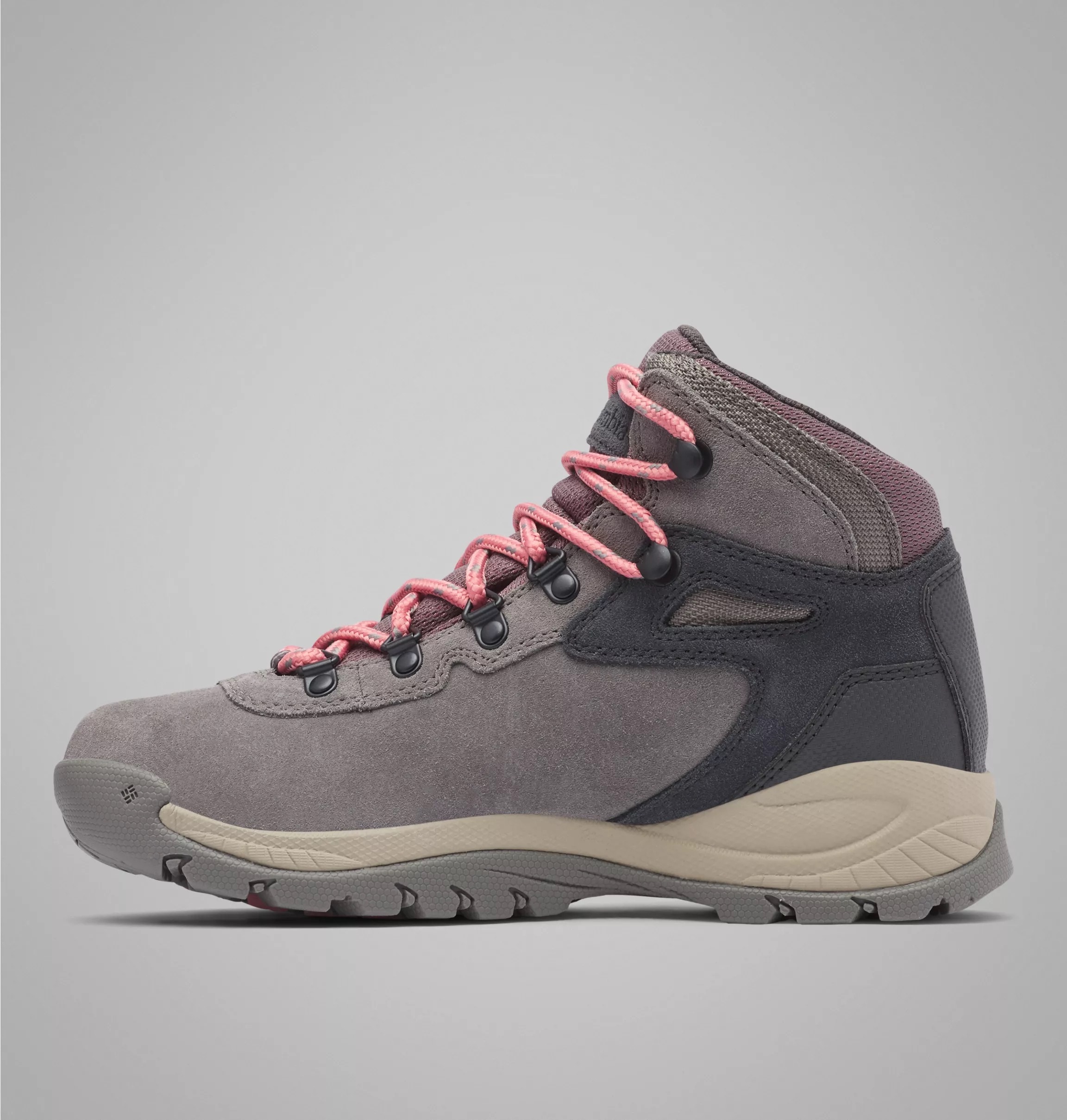 Columbia Winterstiefel »NEWTON RIDGE™ PLUS WATERPROOF AMPED«  wasserdichtes Obermaterial, atmungsaktives Innenmaterial, knöchelhoch