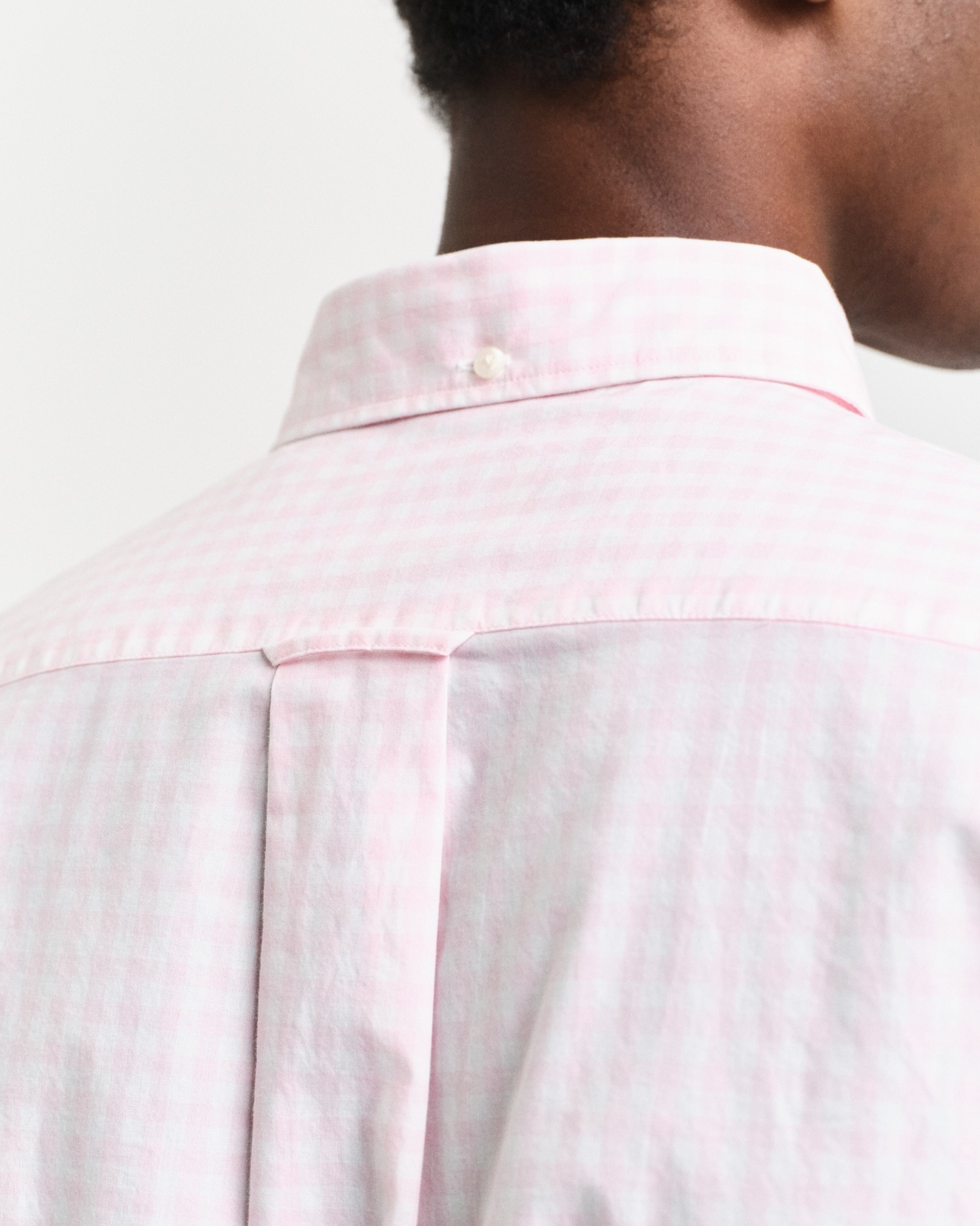 Gant Langarmhemd »REG POPLIN GINGHAM SHIRT« mit Logostickerei auf der Brust