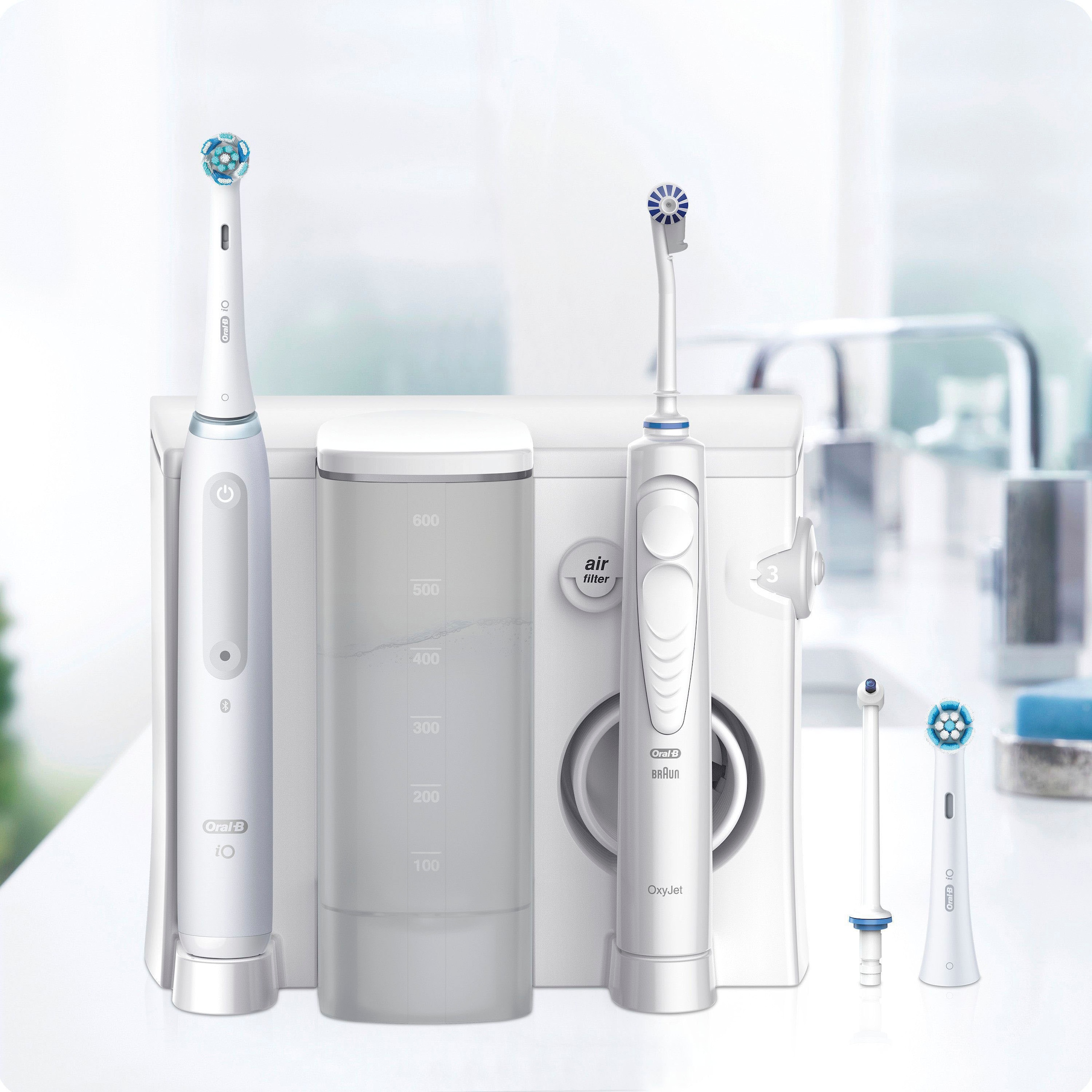 Oral-B Munddusche »Oral Health Center«, mit iO Series 4 elektrische Zahnbür günstig online kaufen