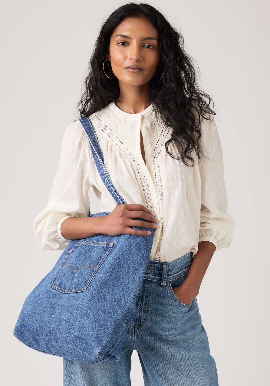 Levi's® Beuteltasche »LEVI®S TOTE« aus Denim, mit Außentasche
