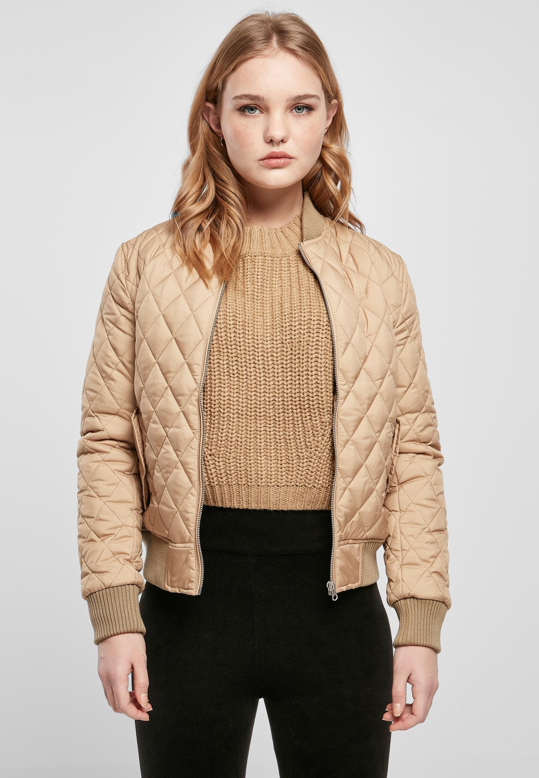 URBAN CLASSICS Allwetterjacke »Urban Classics Damen Ladies Diamond Quilt Nylon Jacket« 1 Stk. tlg. ohne Kapuze