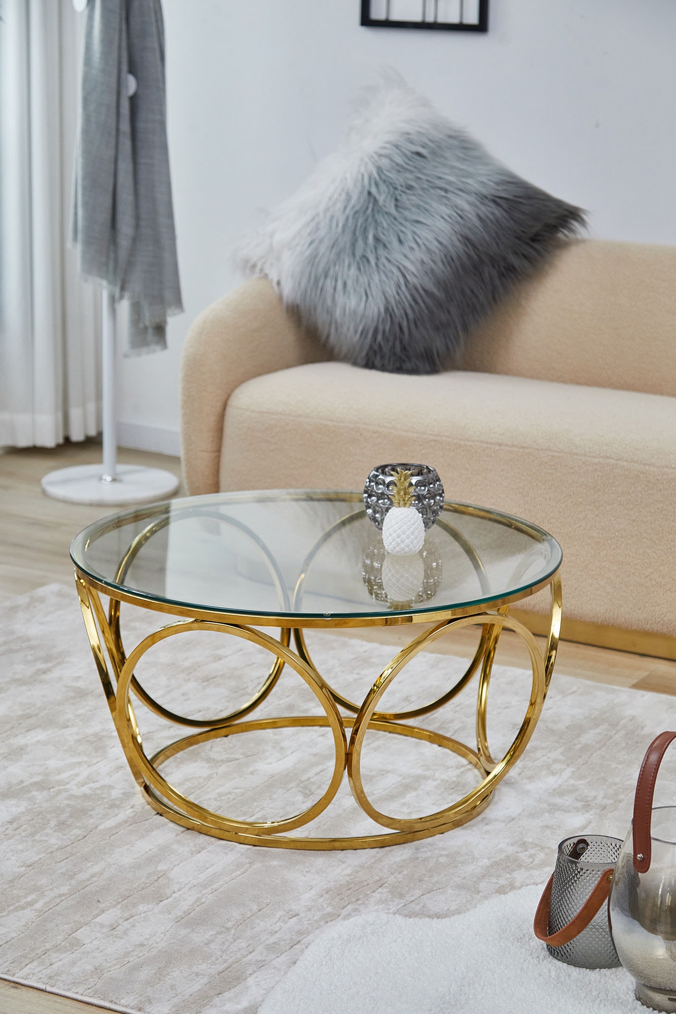 SalesFever Couchtisch »Couchtisch im eleganten Stil« mit Design-Gestell aus günstig online kaufen