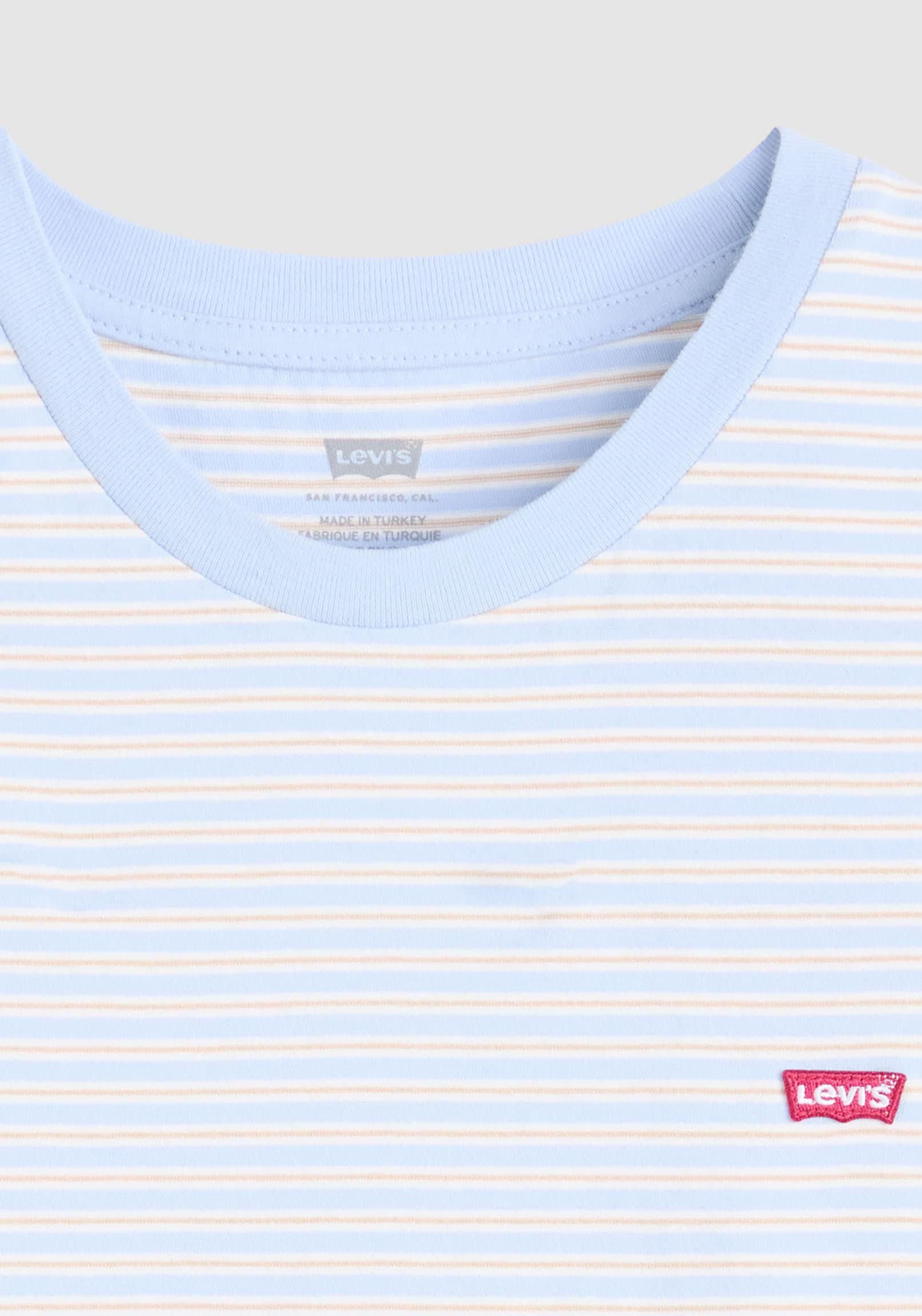 Levi's® T-Shirt »The perfect Tee«, mit kleiner Logo-Stickerei