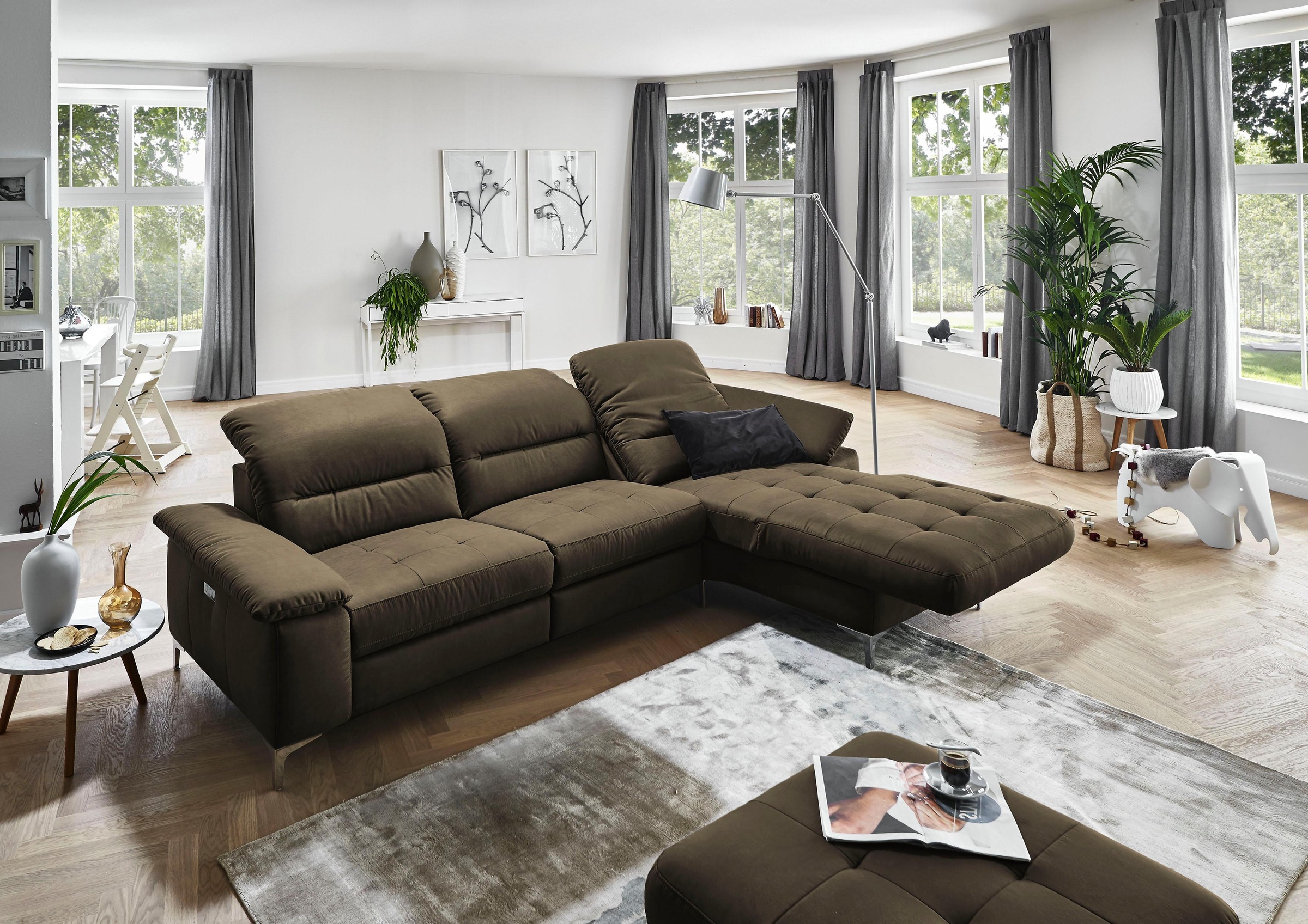 Places of Style Ecksofa »Basel L-Form«, mit vollmotorischer Relaxfunktion und motorischer Recamiere