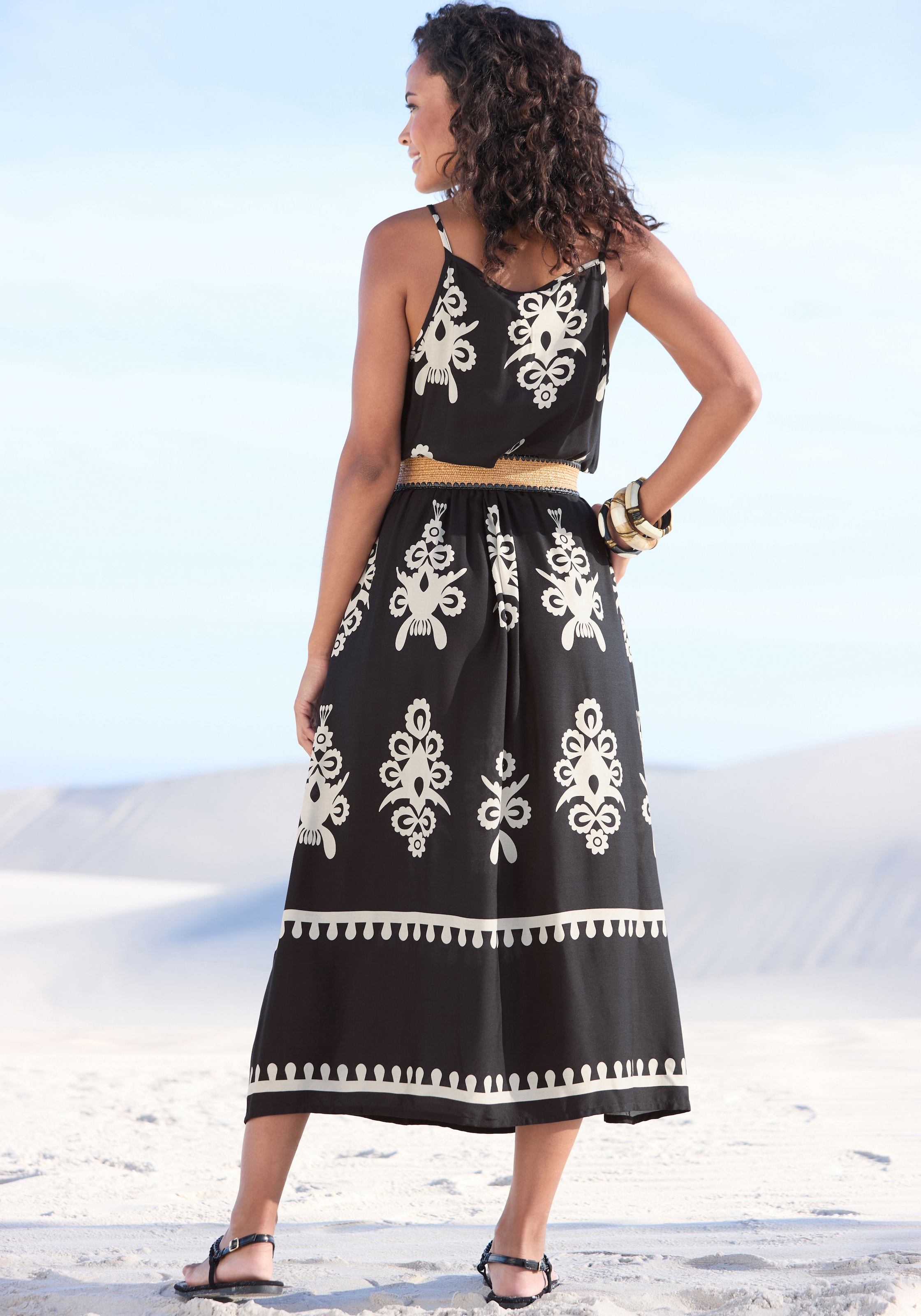 LASCANA Midikleid, aus gewebter Viskose mit Ethnodruck