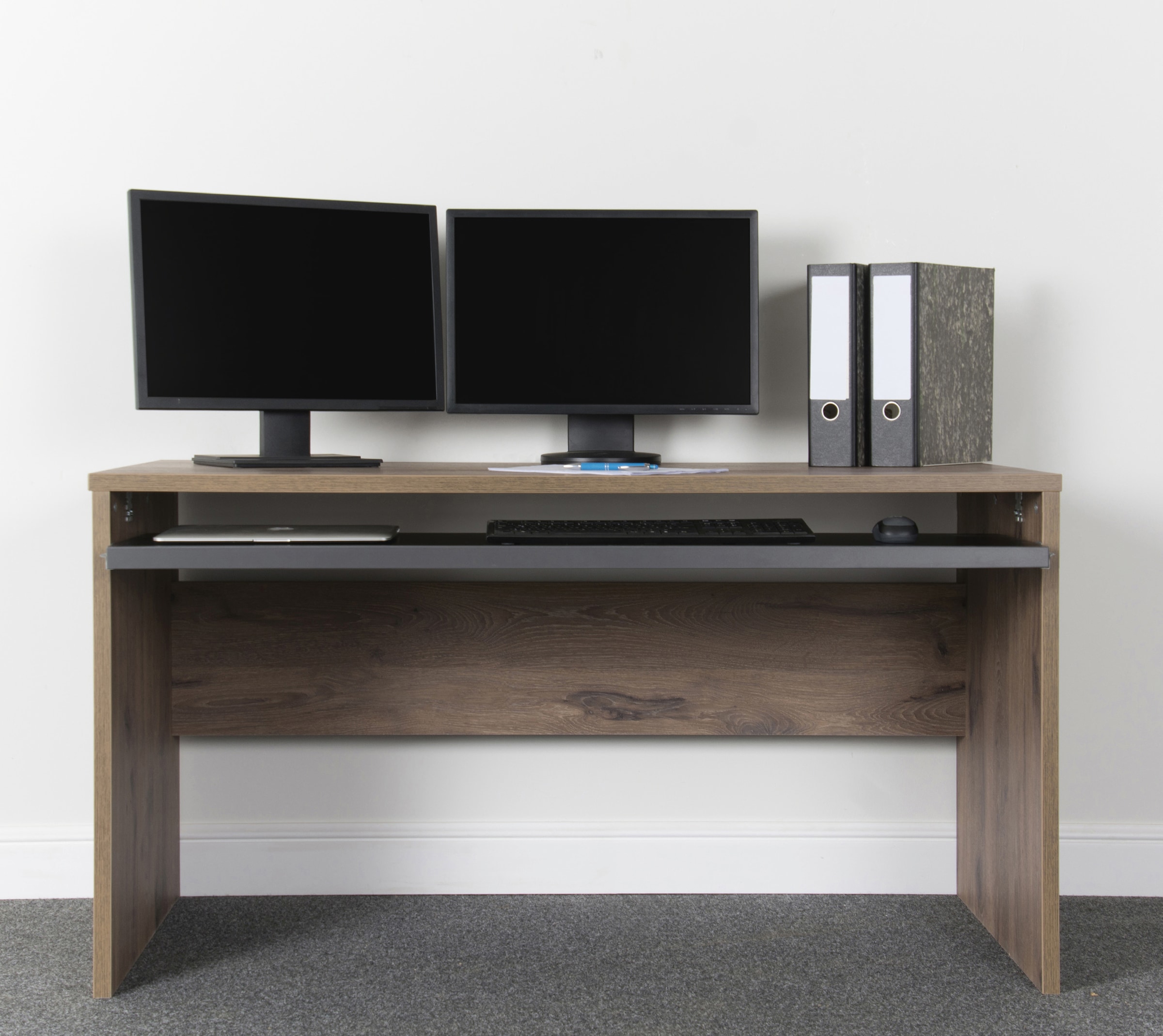 VOGL Möbelfabrik Schreibtisch »Barrie«, 2-farbiger Tablarauszug, Breite 137 cm, Made in Germany