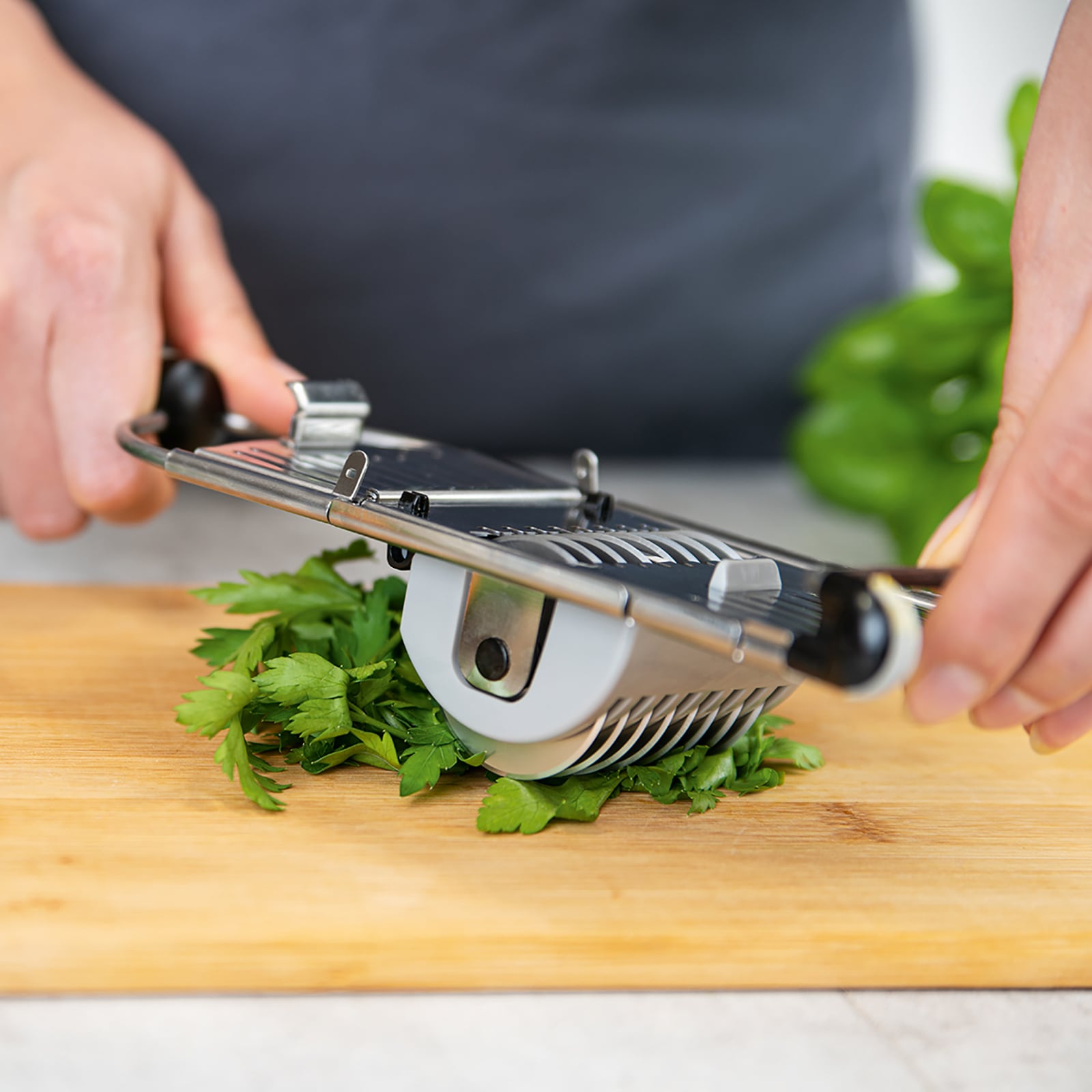 Genius Zerkleinerer »Nicer Dicer Speed«, hochwertiger Edelstahl! 8 extra-scharfe Klingen in G-NOX-Qualität