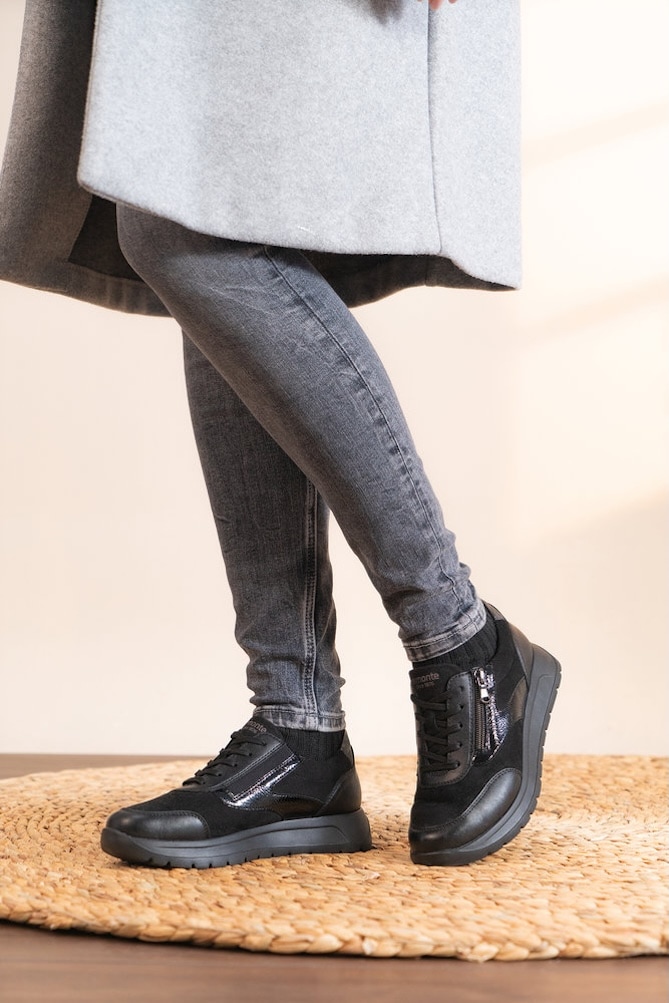 Remonte Plateausneaker  Schnürschuh, Halbschuh, Freizeitsneaker mit gepolstertem Schaftrand