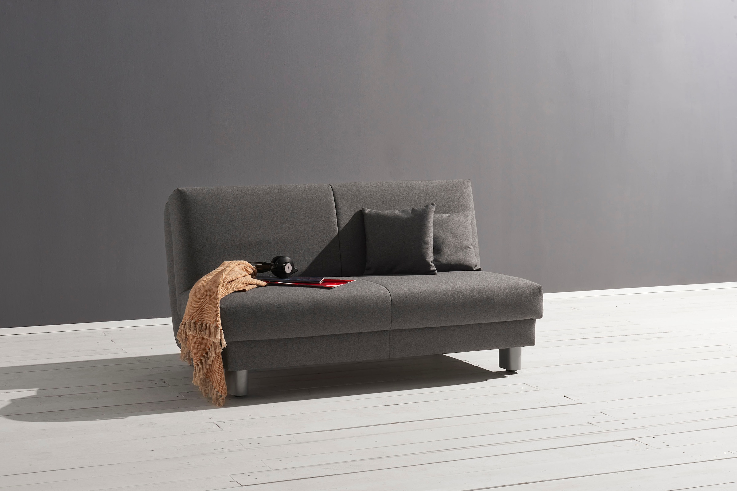 ell + ell Schlafsofa »Enny«, Liegefläche Breite 155 cm, Liegehöhe 40 cm, Füße alufarben