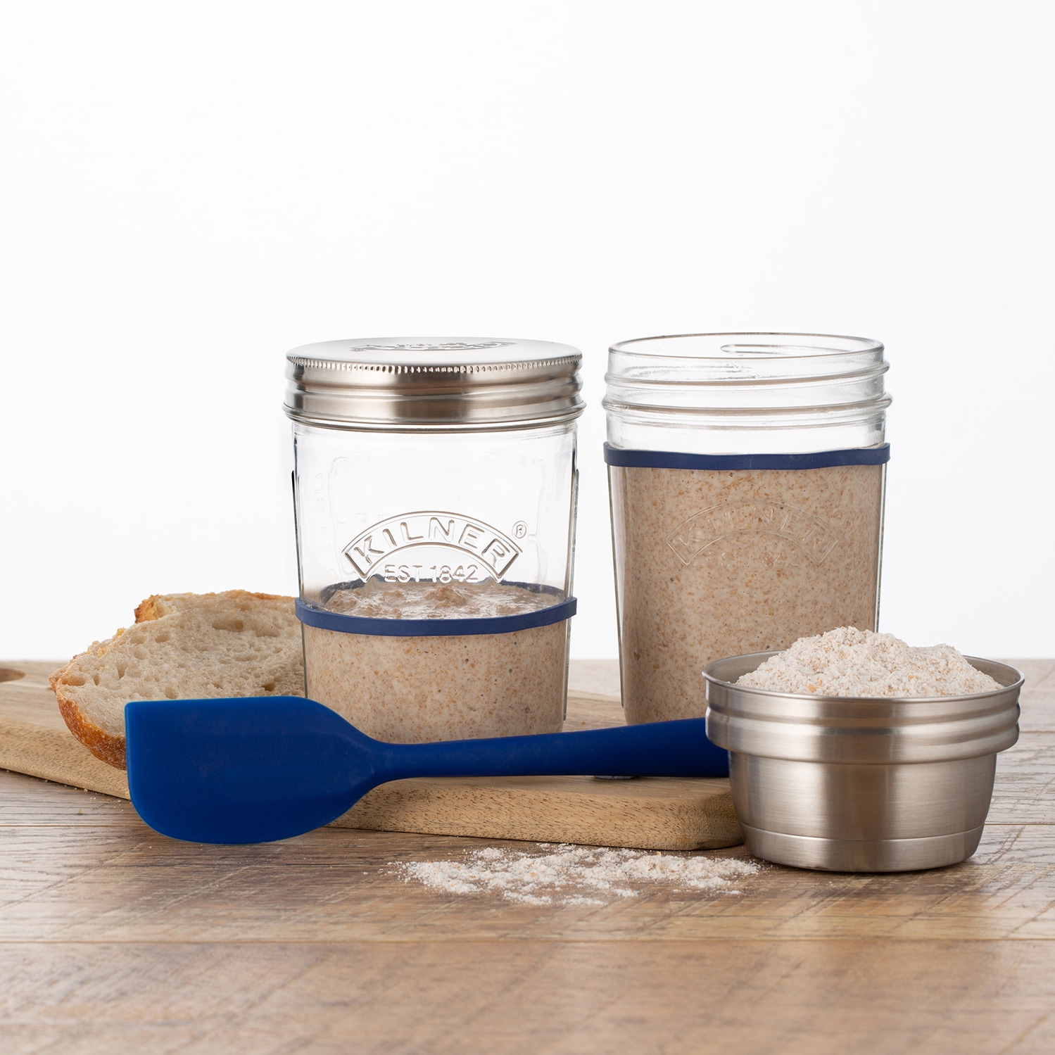 KILNER Teig Shaker, (Set, 4 tlg.), Sauerteig-Herstellungs-Set, auch f. Pfannkuchen, Naan-Brote, Pizza, ..