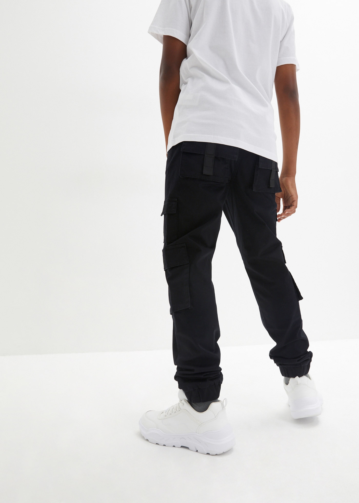 bonprix Cargohose  aus Baumwolle mit Elasthan, bequeme Passform, mit großen Taschen