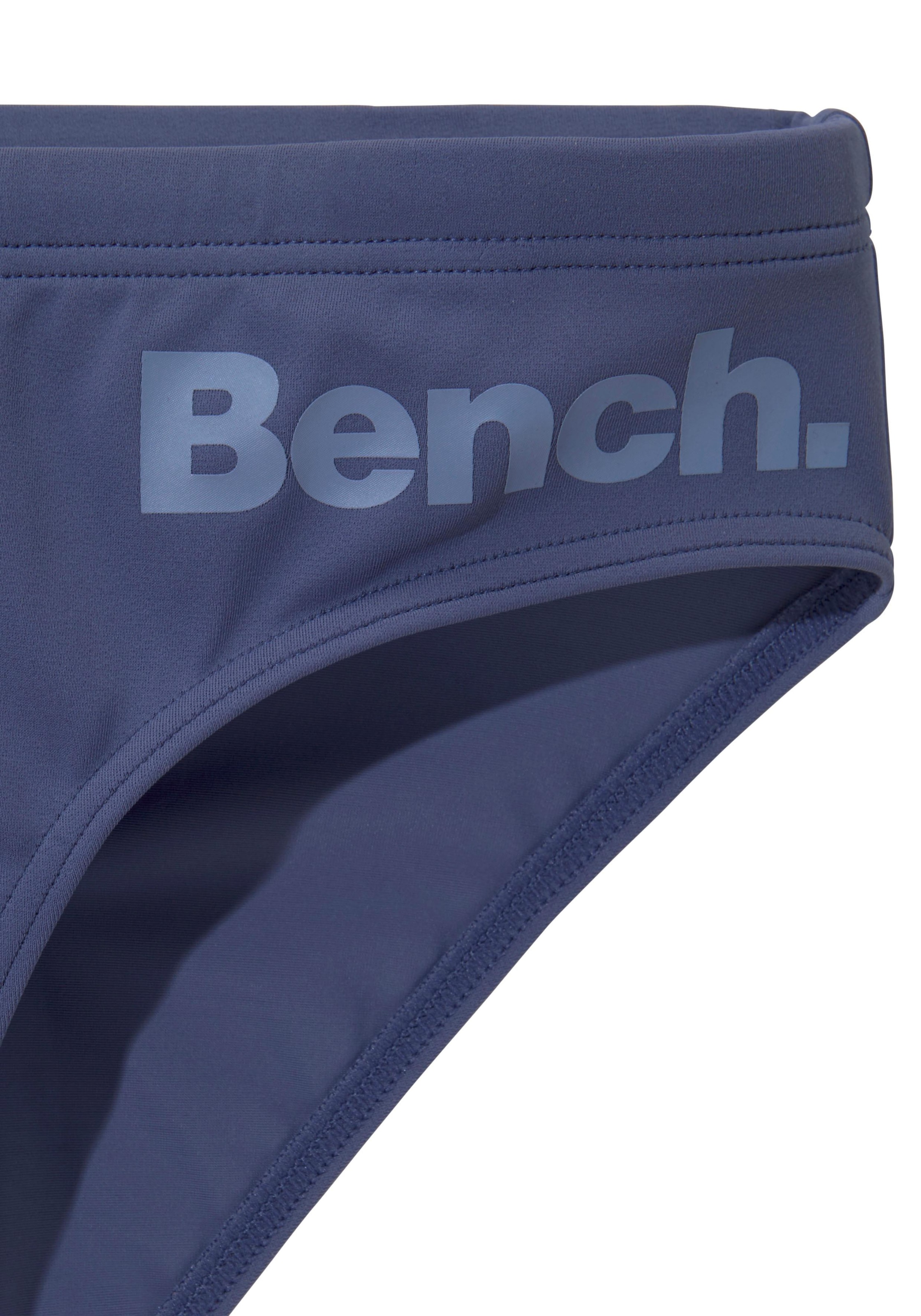 3. Bild von Bench. Badeslip