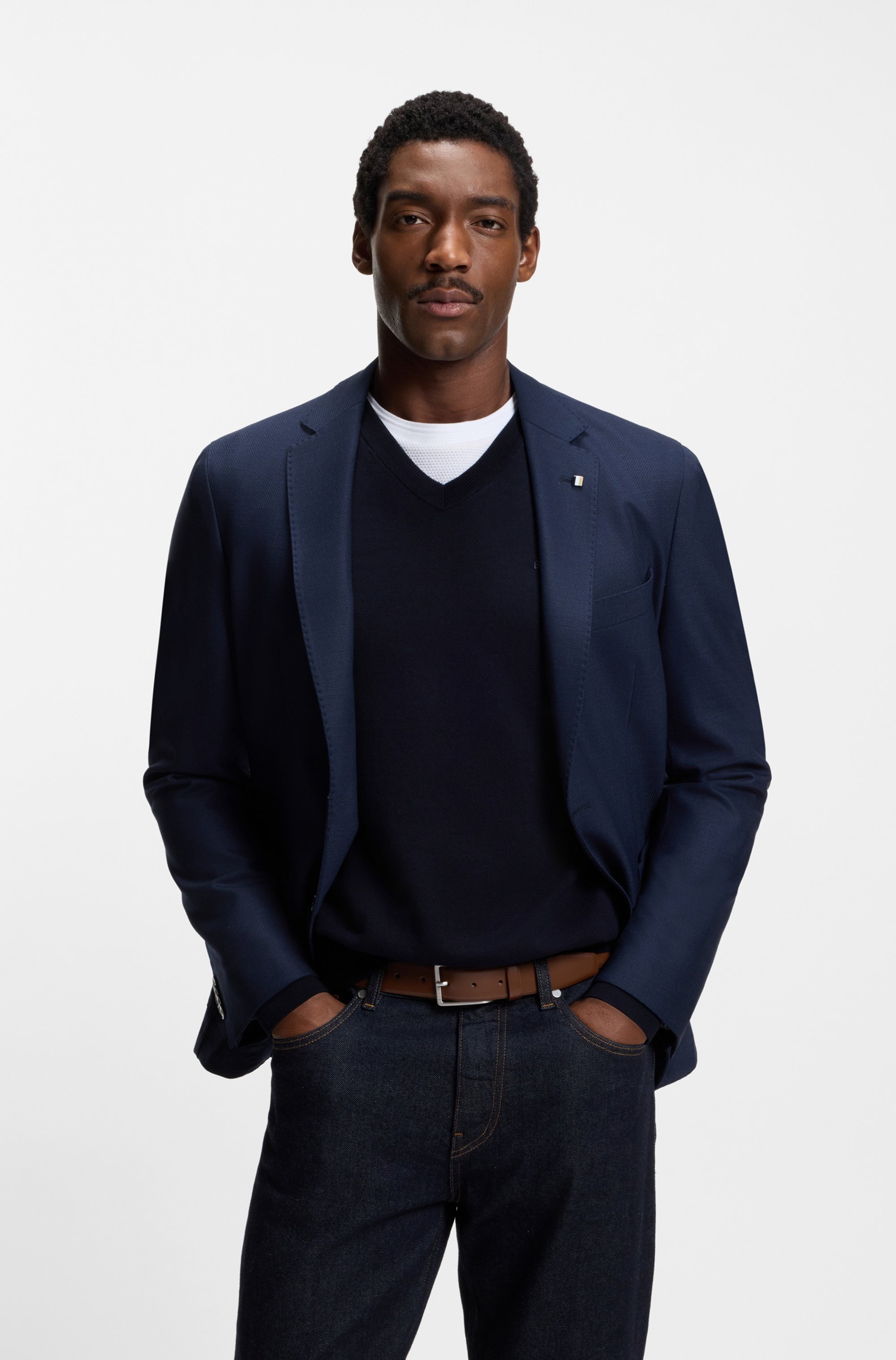 BOSS Ledergürtel »Erman-L_Sz35« mit dezenter BOSS-Prägung auf der Schließe