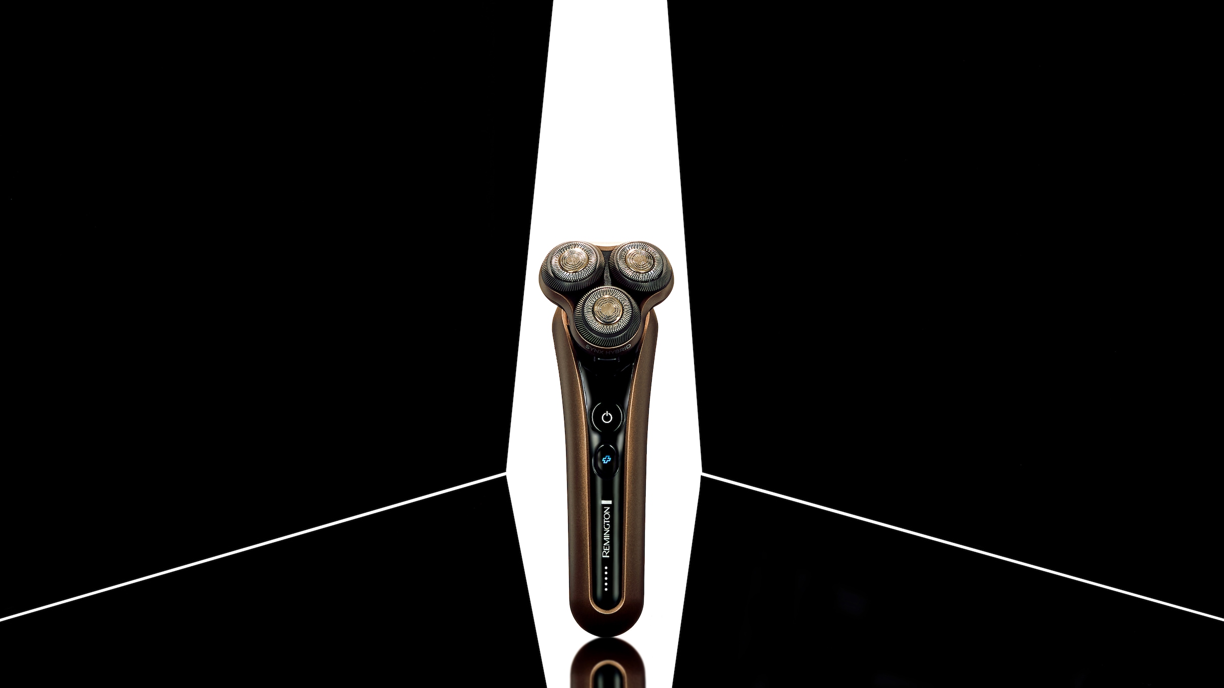 Remington Elektrorasierer »XR1795«, 1 St. Aufsätze, integrierter Präzisionstrimmer, Nass-& Trockenrasur, 360°PivotBallDrehgelenk, SynXSchneidsystem