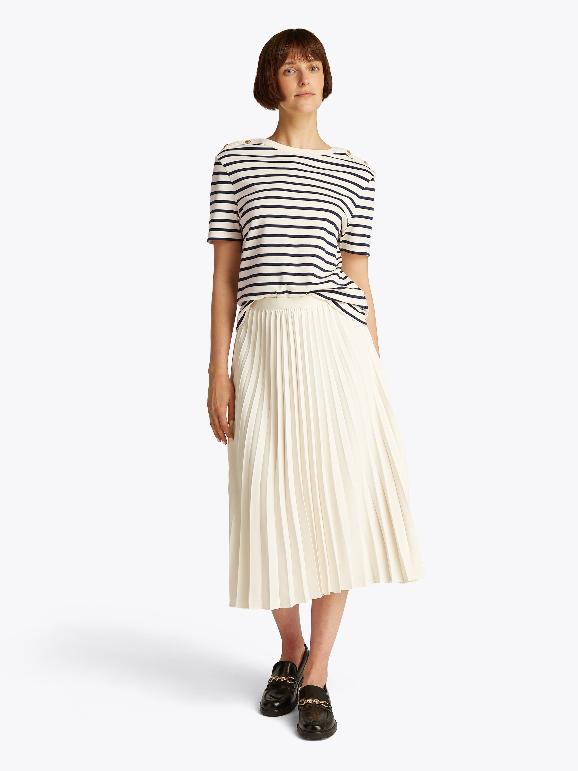 Tommy Hilfiger Rundhalsshirt »REG STRIPE GOLD BTN C-NK SS«, mit goldfarbenem Knopf