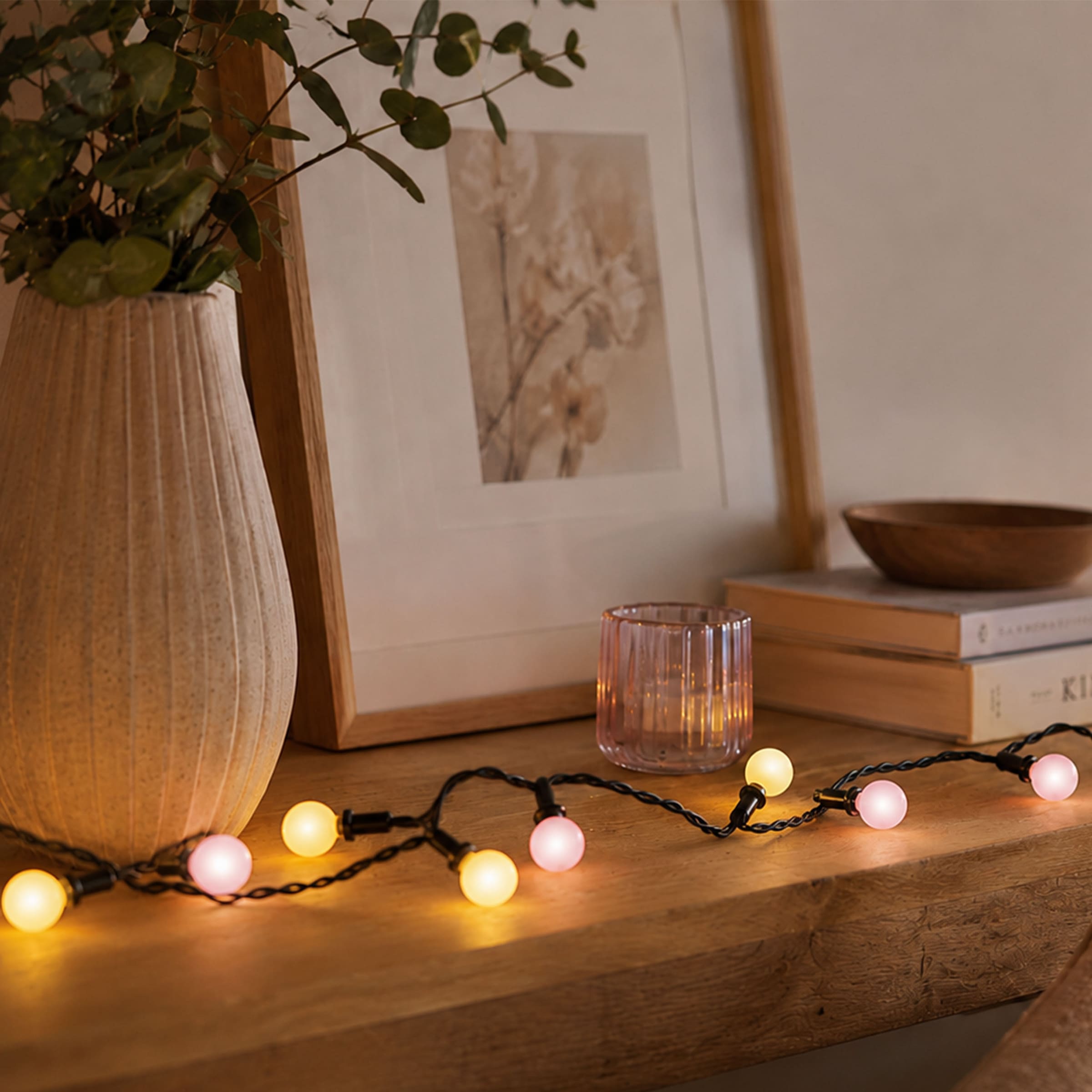 OTTO home LED-Lichterkette »Outdoor/Indoor, Kugel Avvina, bunt, 3/6/12/18 u. 24 m Länge, 11 Modi« warmweiß pastellfarbig, Timer, Lichteffekte, Garten, Terrasse, Party