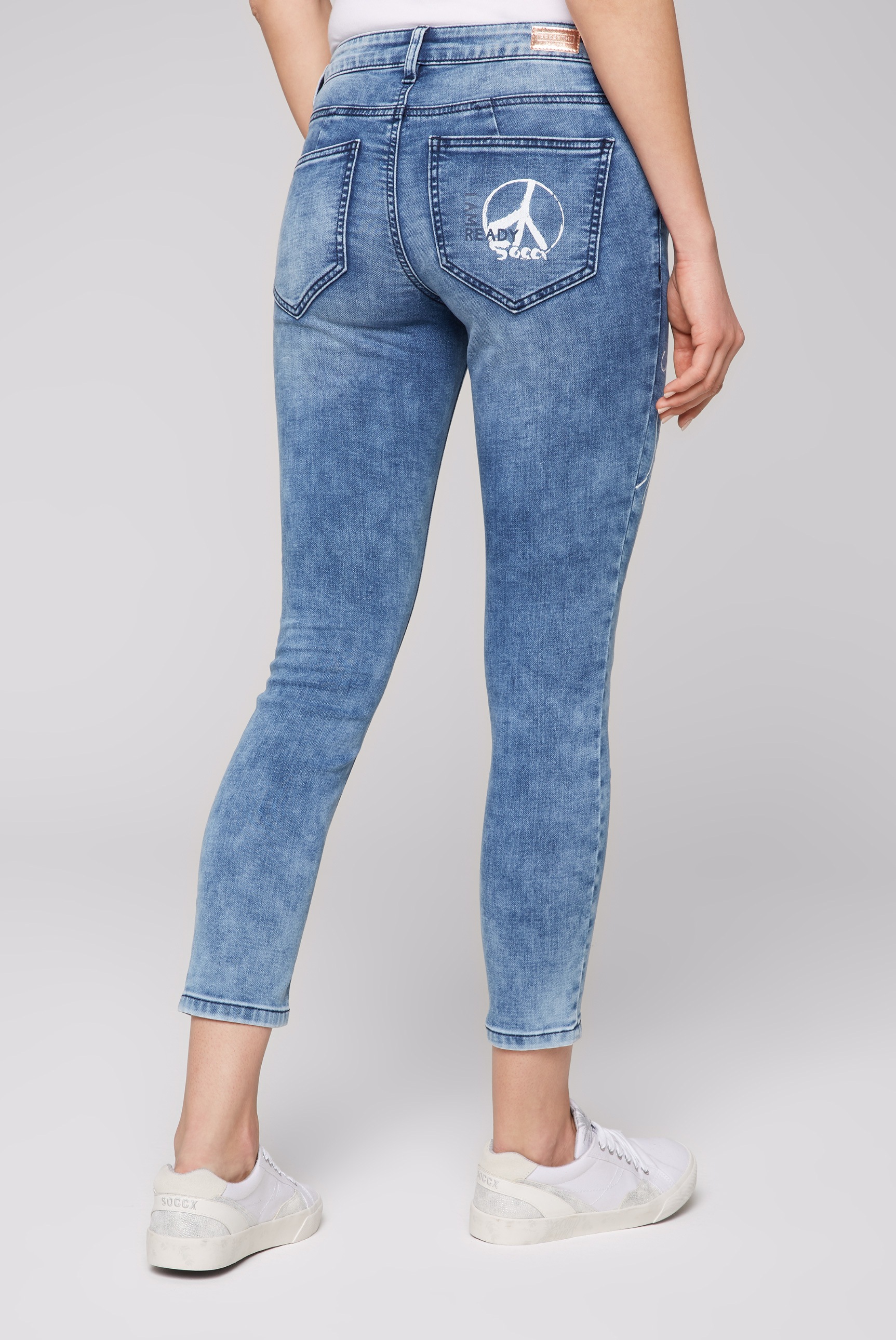 SOCCX Slim-fit-Jeans, mit Wording-Print