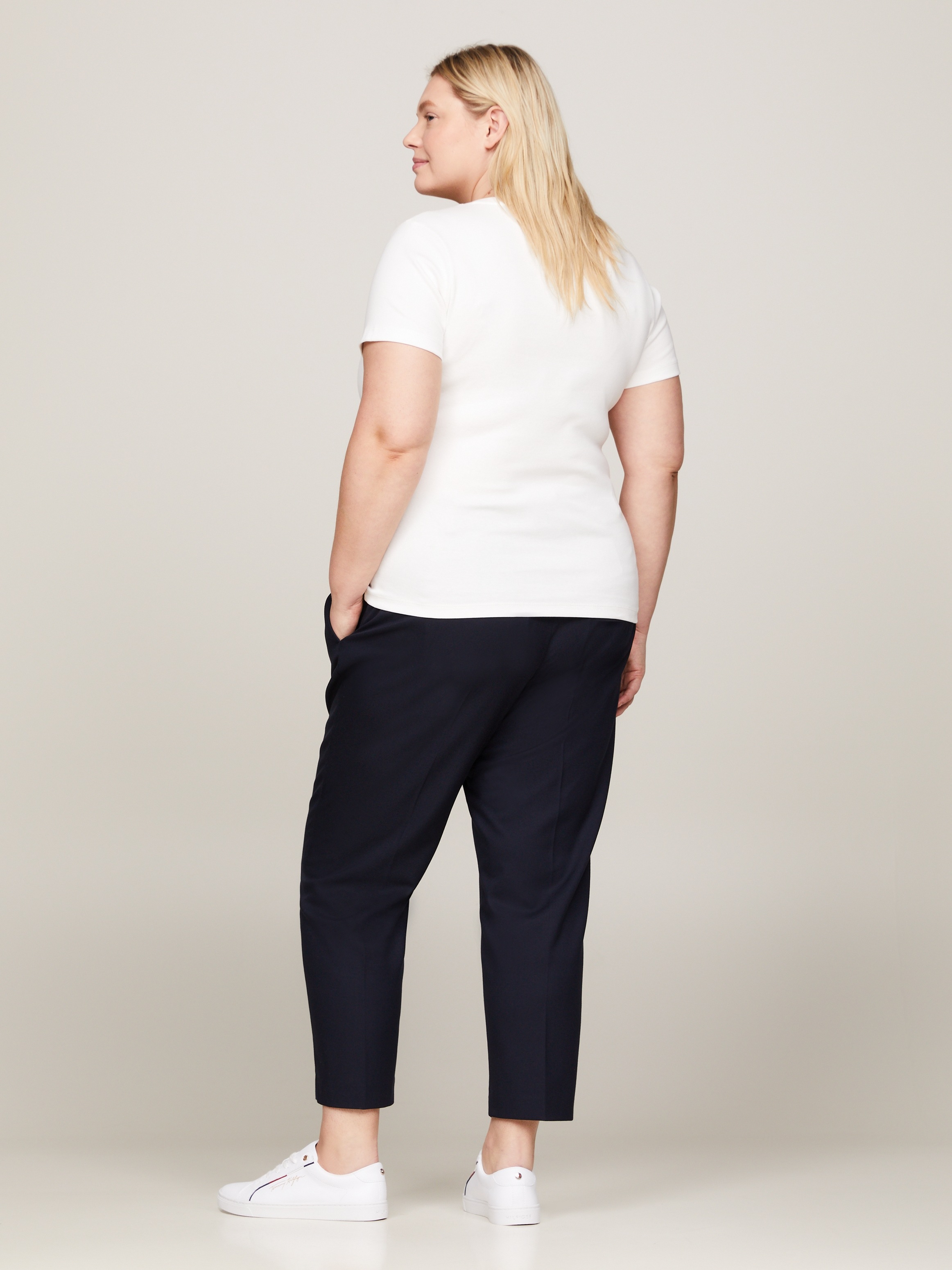 Tommy Hilfiger Curve V-Shirt »CRV NEW SLIM CODY V-NECK SS« in großen Größen