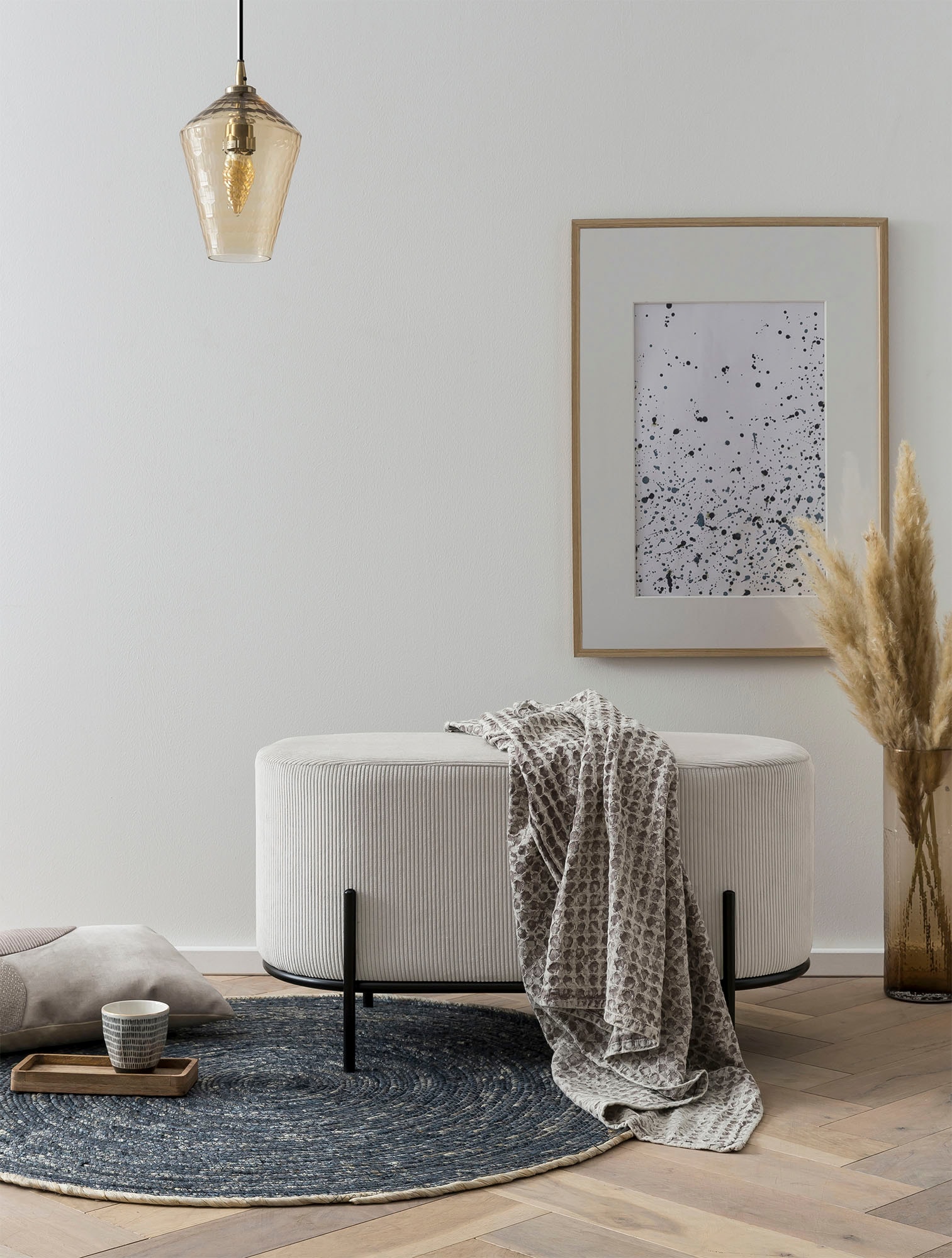 SalesFever Polsterhocker, mit Design-Gestell aus schwarzem Metall günstig online kaufen