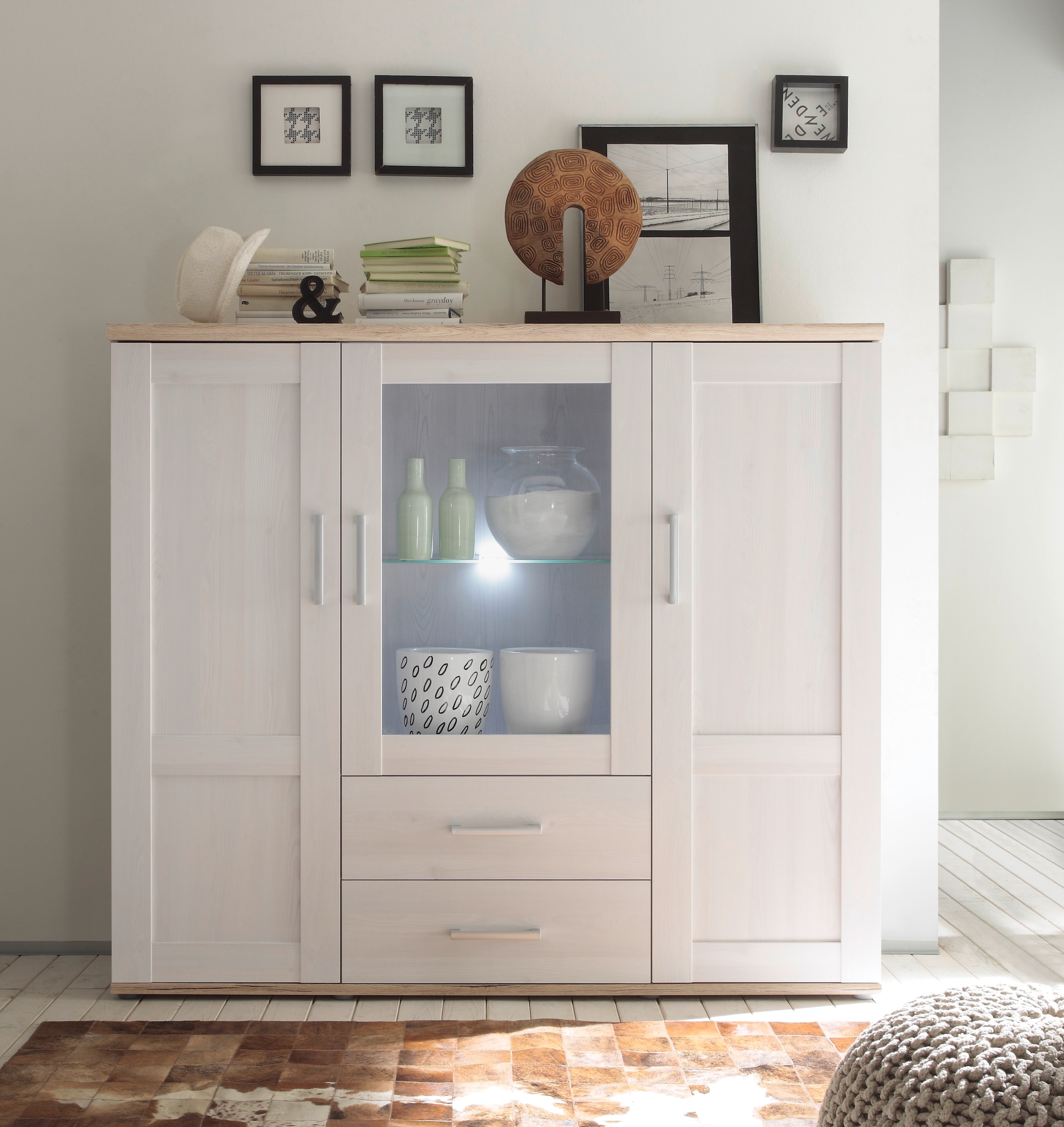 Highboard »Romance Landhaustil mit LED-Beleuchtung, BxHxT 156x137x46 cm«, (1 St.), Mit...