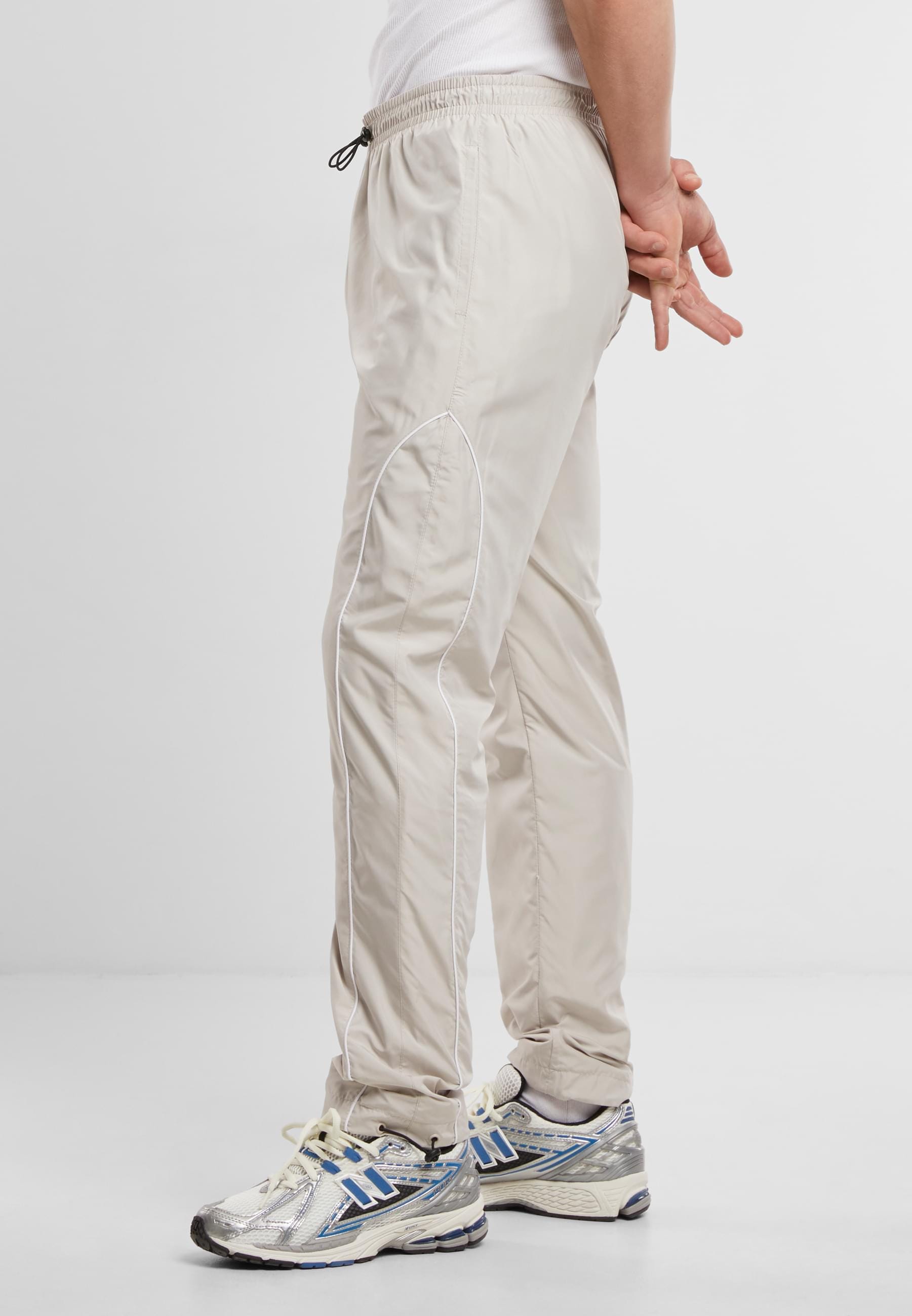 URBAN CLASSICS Jogginghose »Urban Classics Piped Panel Trackpants«