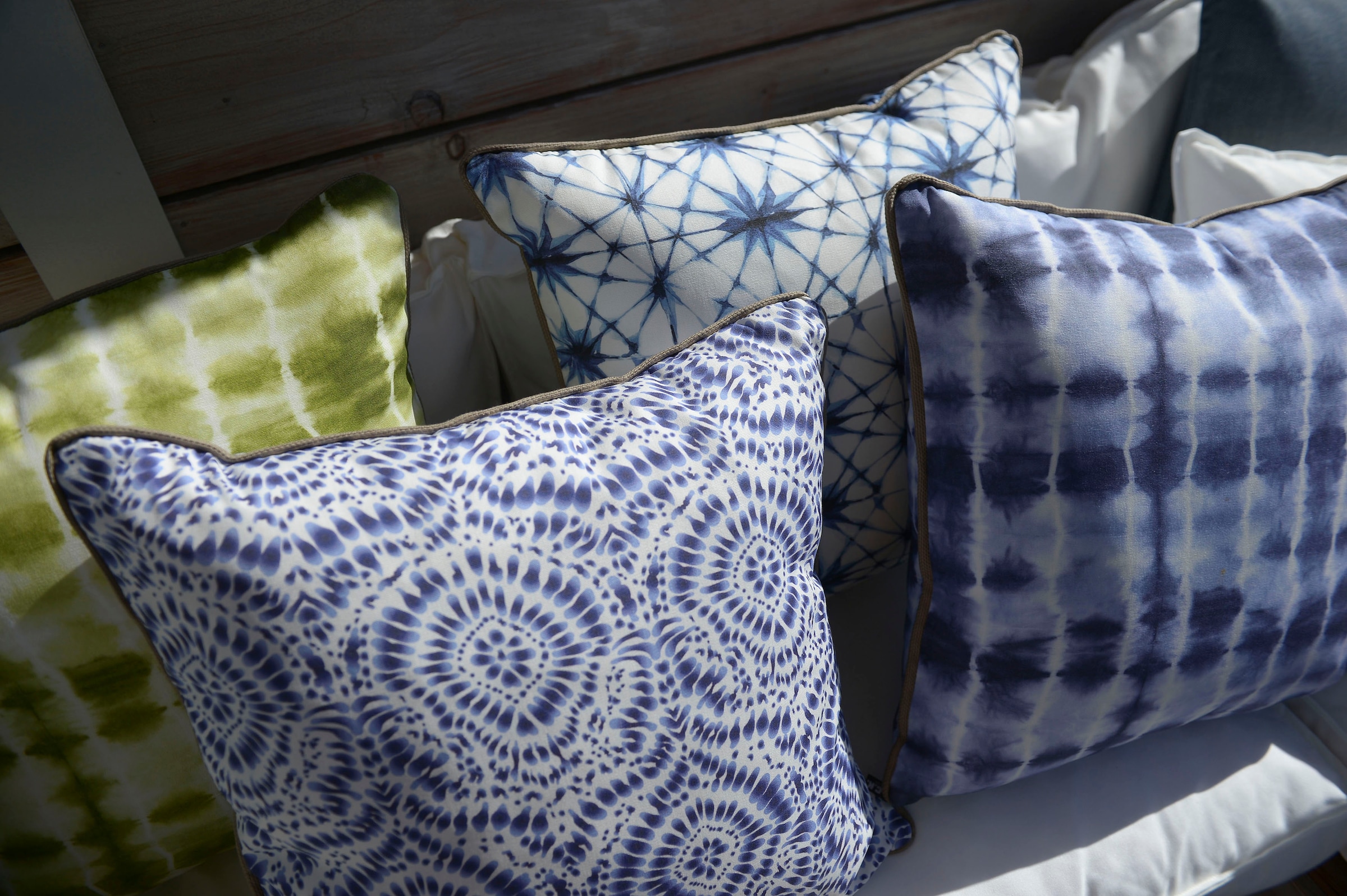 H.O.C.K. Dekokissen »Badu Batik Midnight Outdoor«, mit Keder, Kissenhülle mit Füllung, 1 Stück