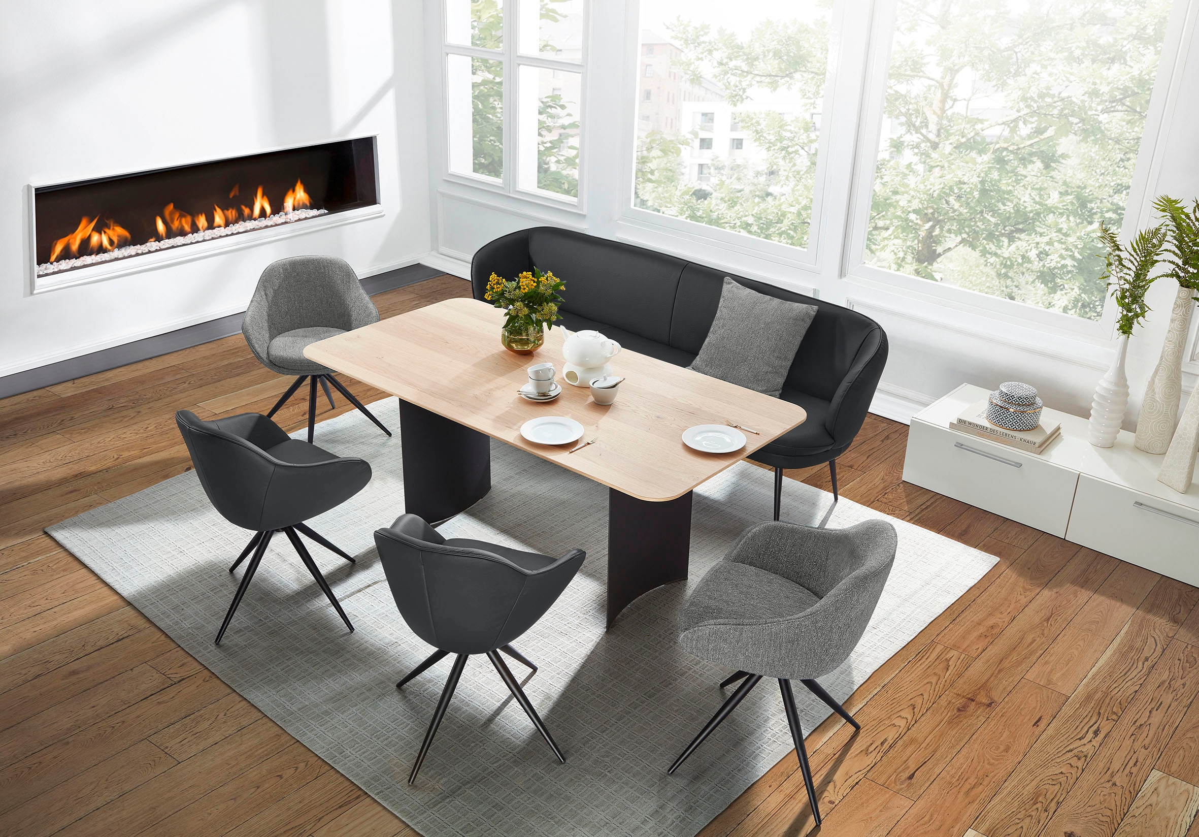 K+W KOMFORT & WOHNEN Essgruppe »ZOOM« abgerundete Essgruppe in Materialmix, Solobank, 4 Sesseln und 1 Tisch nero 81/grey 80 +