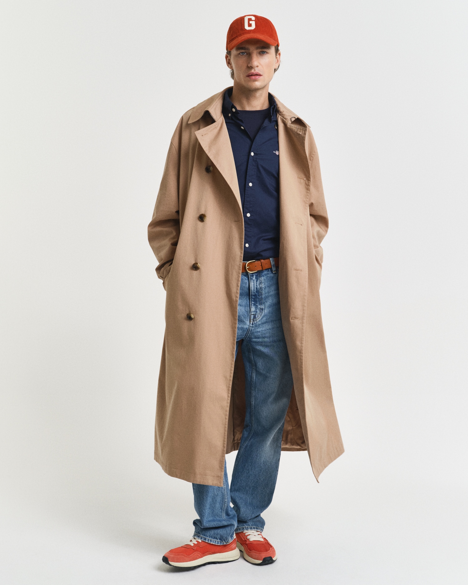 Gant Langarmhemd »Slim Fit Popeline Hemd leichte Baumwolle strapazierfähig pflegeleicht« mit klassischer Logostickerei auf der Brust