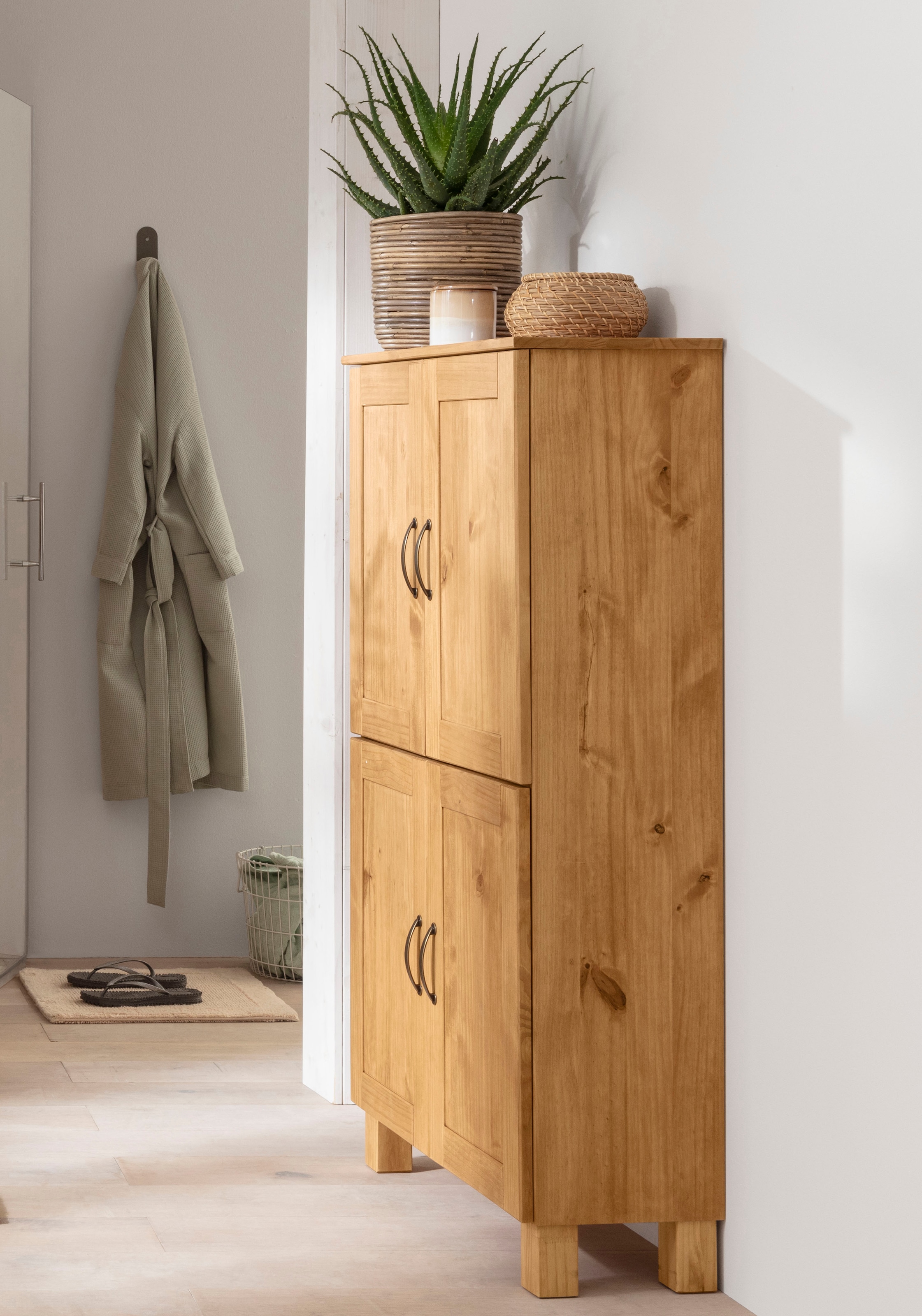 Home affaire Midischrank »Rodby«, FSC®-zertifiziertes Massivholz, Breite 75cm, Höhe 130cm