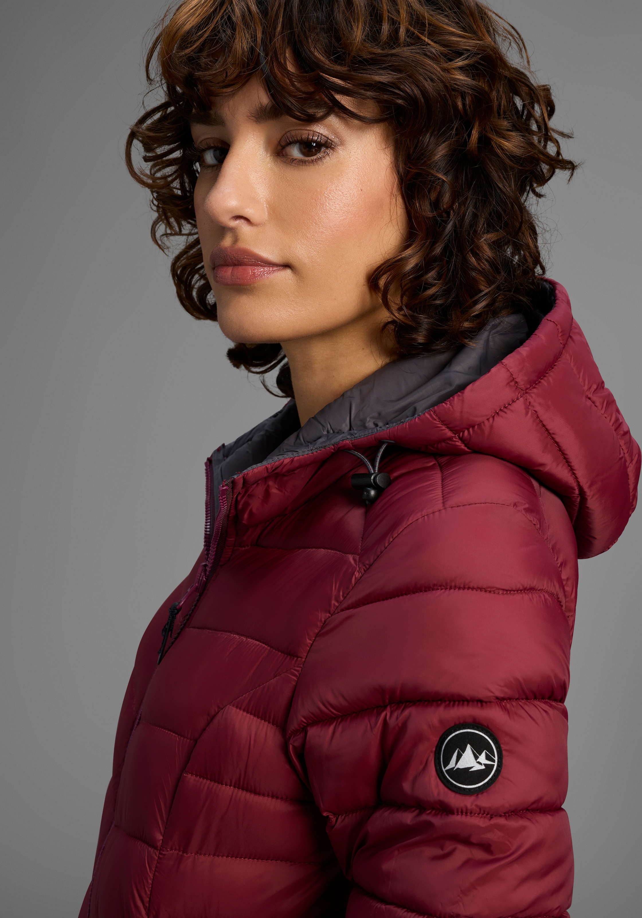 Polarino Steppjacke mit Kapuze Übergangsjacke für kühle Tage,  aus leichtem Webmaterial
