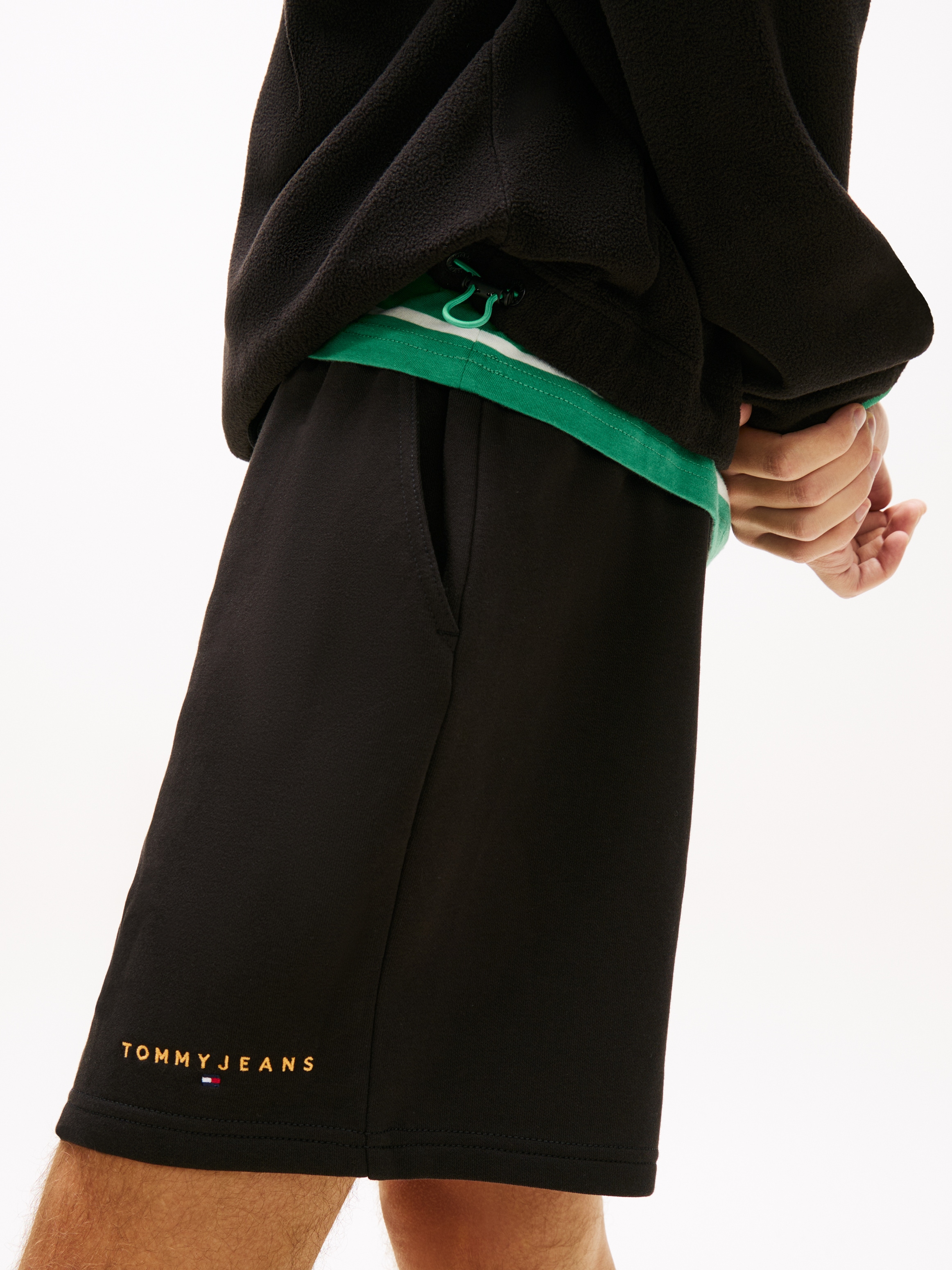 Tommy Jeans Shorts »TJM CONTRAST LINEAR BEACH«  Regular fit mit elastischem Bund