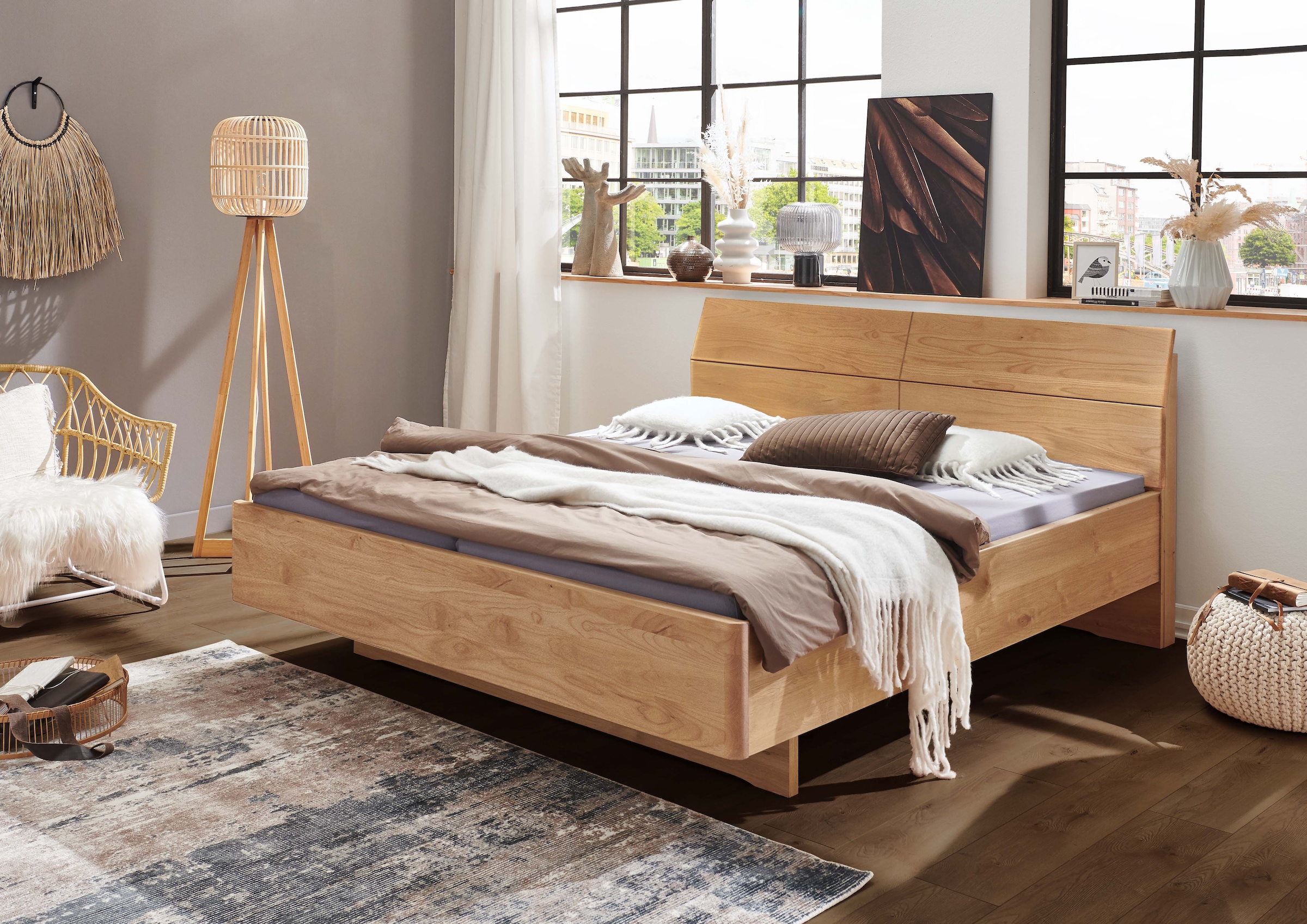 WIEMANN Holzbett »Cardiff, Bettgestell, Bettrahmen, teilmassiv Erle«, (Belastbarkeit 110/220 Kg, 4-fache höhenverstellbar, MADE IN GERMANY), Kopf- und Fußteil aus Massivholz in Erle, verschiedene Größen
