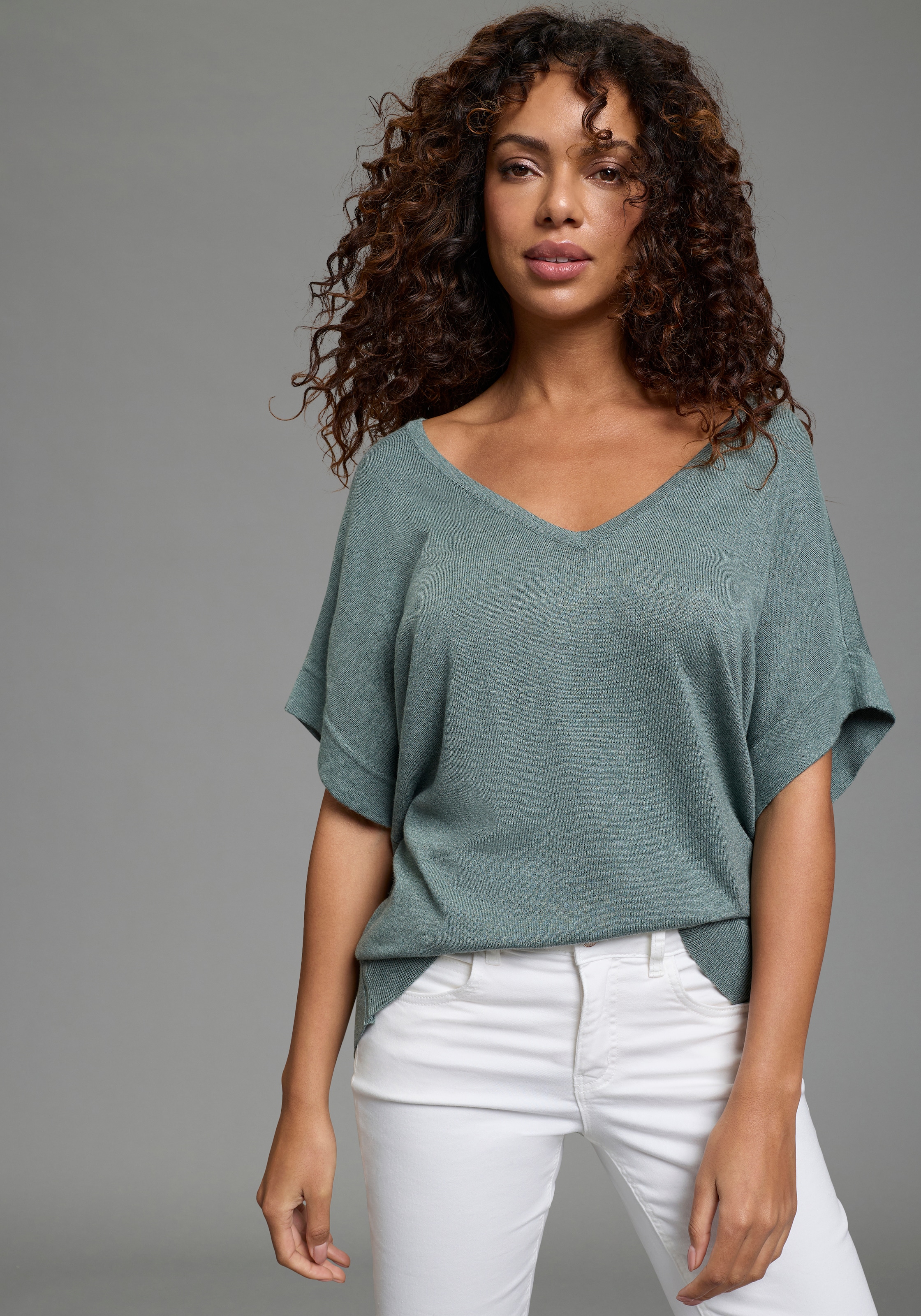 Laura Scott CURVE V-Ausschnitt-Pullover sommerlicher Feinstrick mit figurschmeichelnder Passform