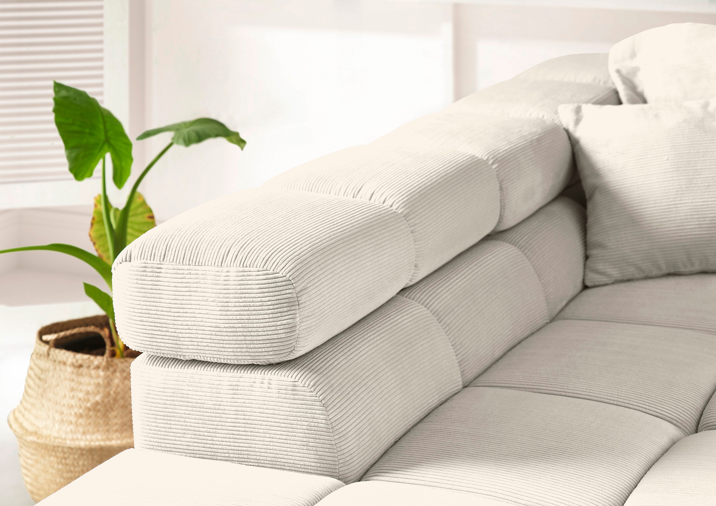 INOSIGN Ecksofa »Ancona incl. Kopfteilverstellung, OTTOs Choice, Breite 319cm, L-Form«, wahlweise motorische Sitztiefenverstellung, auch in Cord + Easy Care